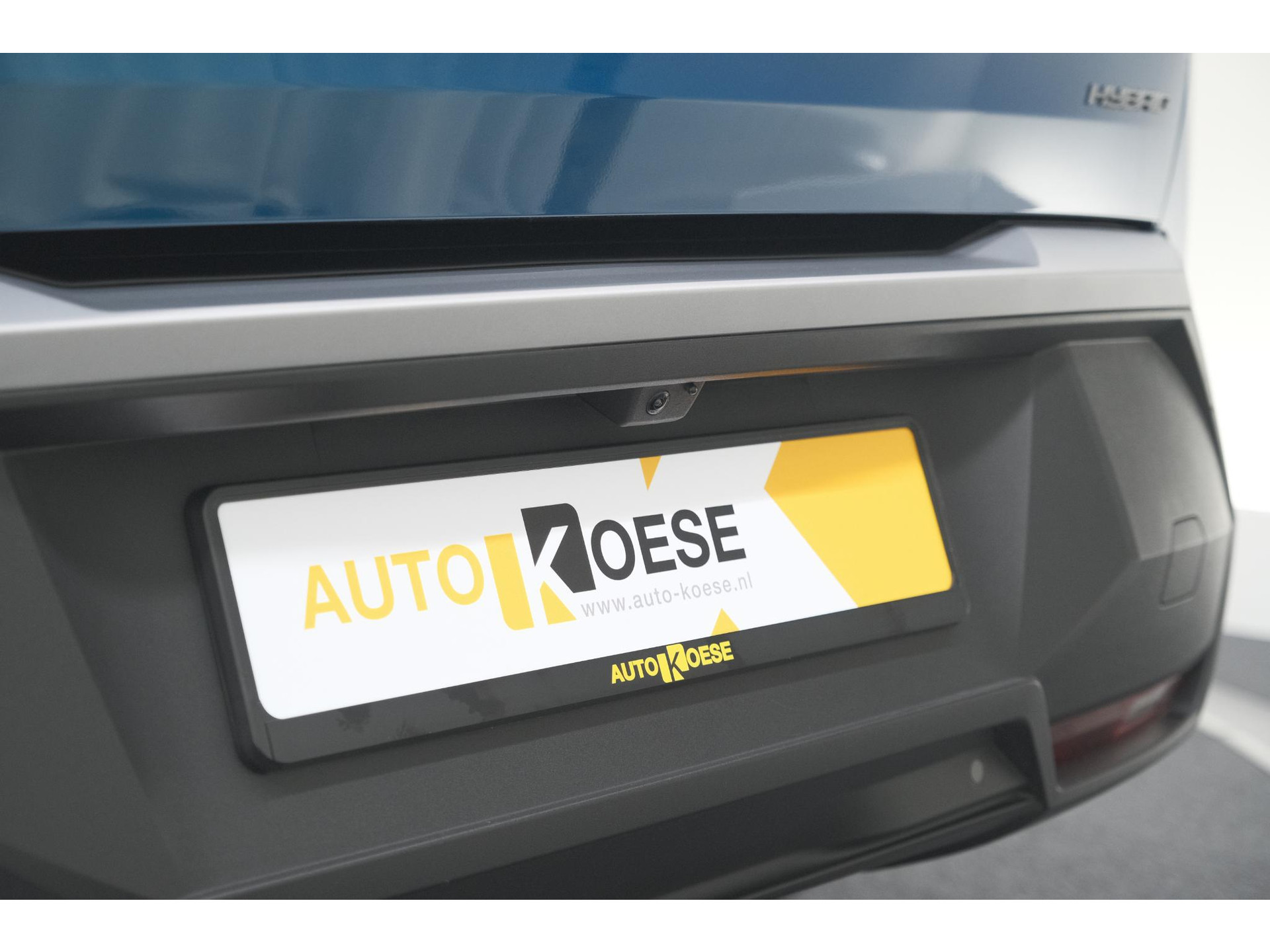 Peugeot 3008 1.2 Hybrid 136 GT | Panoramdak | 360 Camera | Stoelverwarming | Elektrische Kofferklep | Allseason Banden