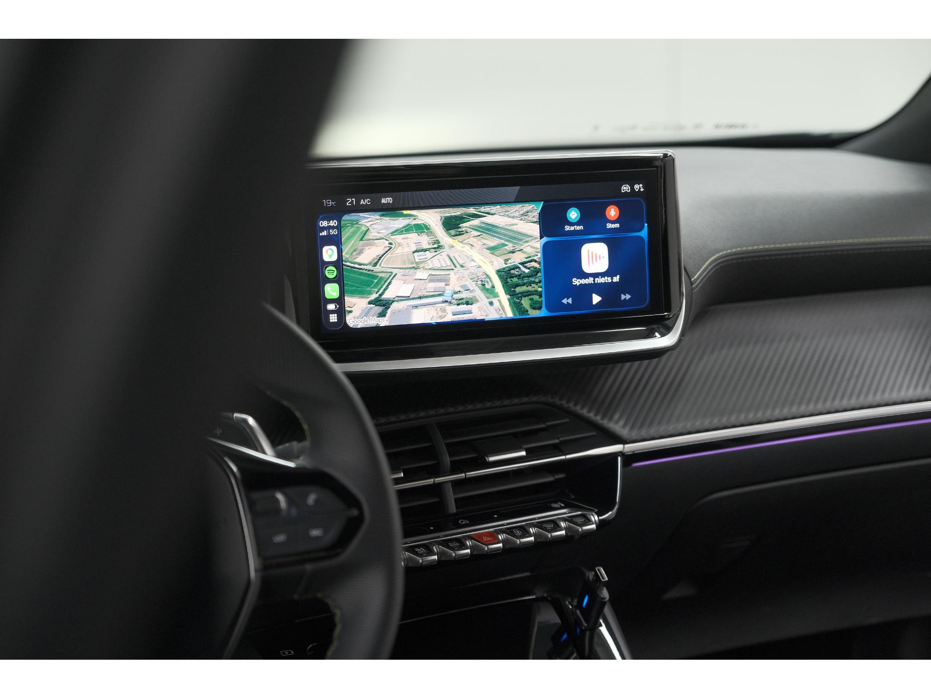 Peugeot 2008 Hybrid 145 e-DCS6 GT | Camera | Apple Carplay | Parkeersensoren