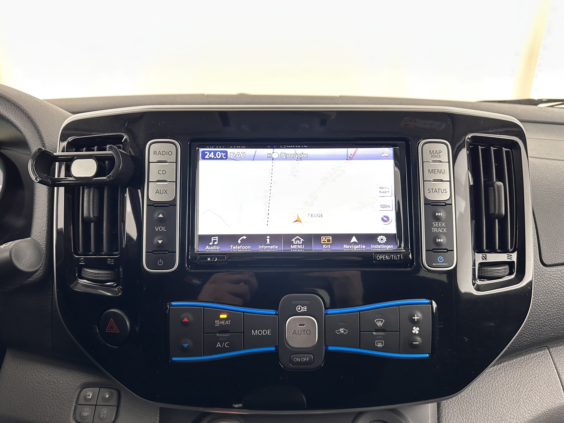 Nissan e-NV200 Evalia 40 kWh Connect Edition [ 7-Pers. ] {SOH-95%} (INCL-BTW) *NAVI-FULLMAP | CAMERA | HEATED-COMFORTSEATS | DAB | PRIVACYGLASS | ECC | CRUISE | 15''ALU*