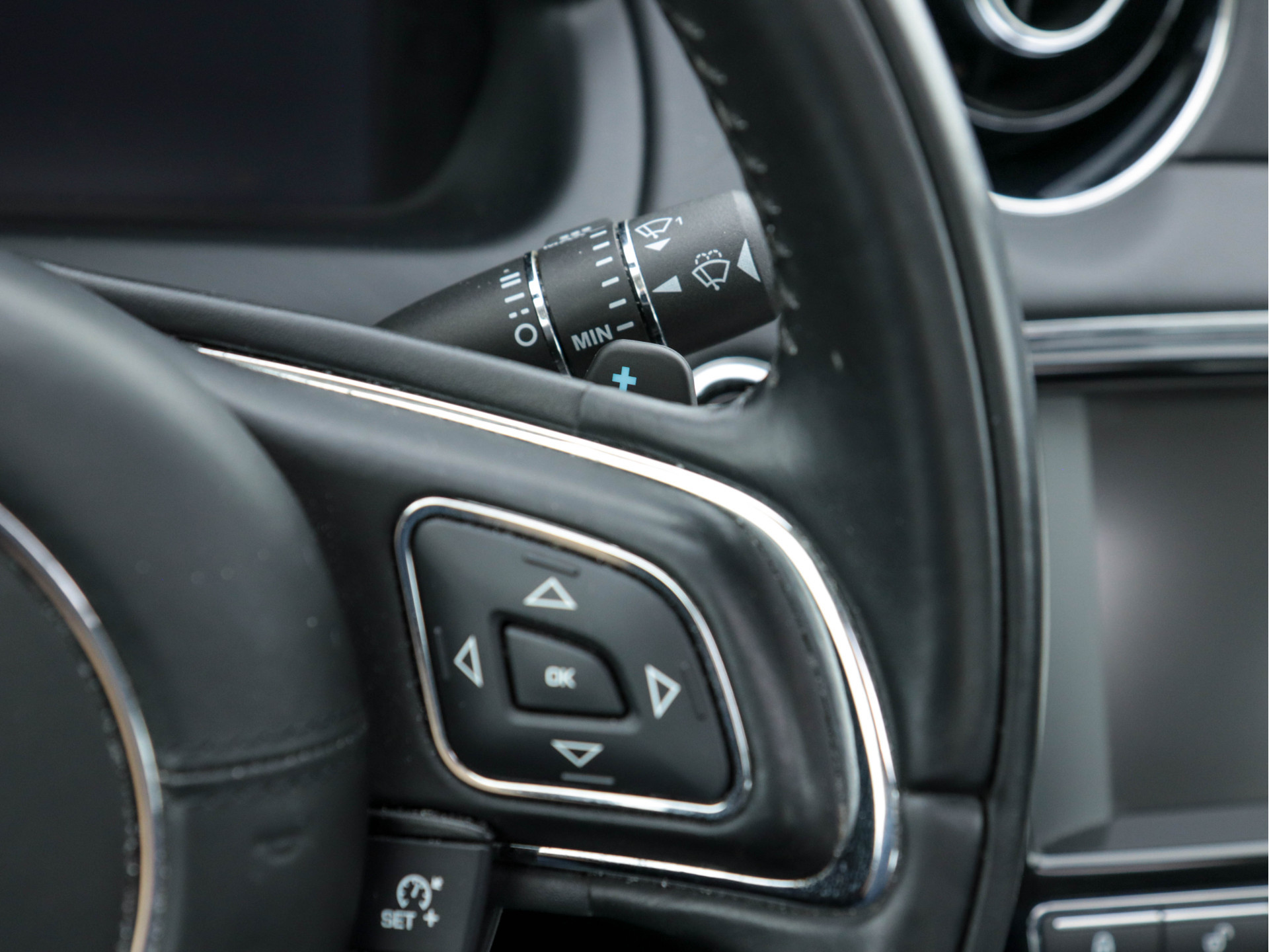 Jaguar XJ 3.0 V6D Portfolio Long (INCL-BTW) Aut. *PANO | LEATHER  | BI-XENON | MERIDIAN-AUDIO | MEMORY-PACK | KEYLESS | CAMERA | ECC | HEATED-COMFORTSEATS | PDC | NAVI-FULLMAP | SHIFT-PADDLES | CRUISE | 19"ALU*