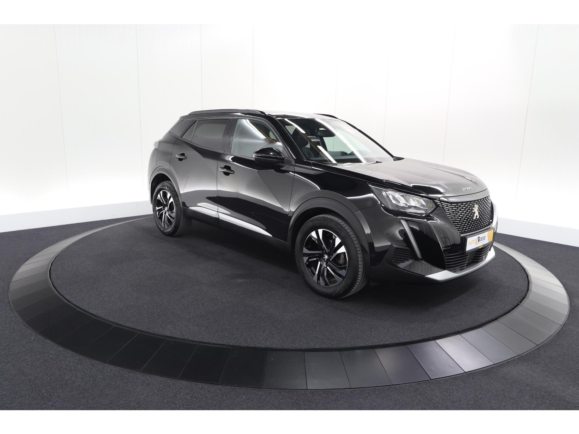 Peugeot 2008 PureTech Allure Pack | Navigatie | Parkeersensoren | Apple Carplay