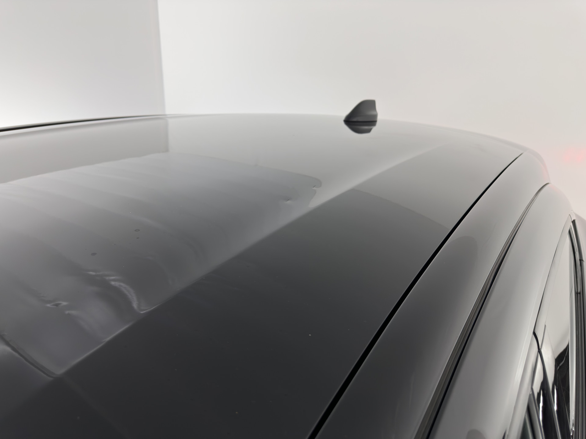 Ford Mustang Mach-E RWD 75 kWh (3-Fase) (INCL-BTW) Aut. *LEATHER | FULL-LED | DAB | DIGI-COCKPIT | KEYLESS | NAVI-FULLMAP | CARPLAY | HEATED-COMFORTSEATS | TOPVIEW | ADAPTIVE-CRUISE | PRIVACY-GLASS | 18'' ALU*