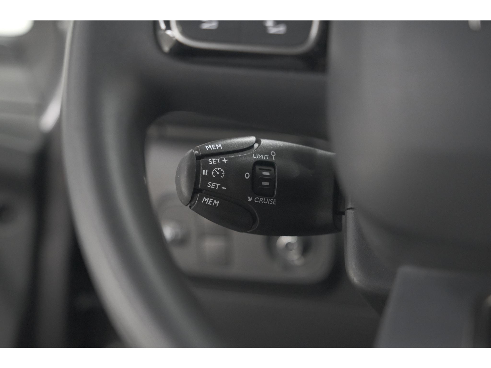 Citroen C3 PureTech 110 EAT6 C-Series | Apple Carplay | Parkeersensoren | Climate Control