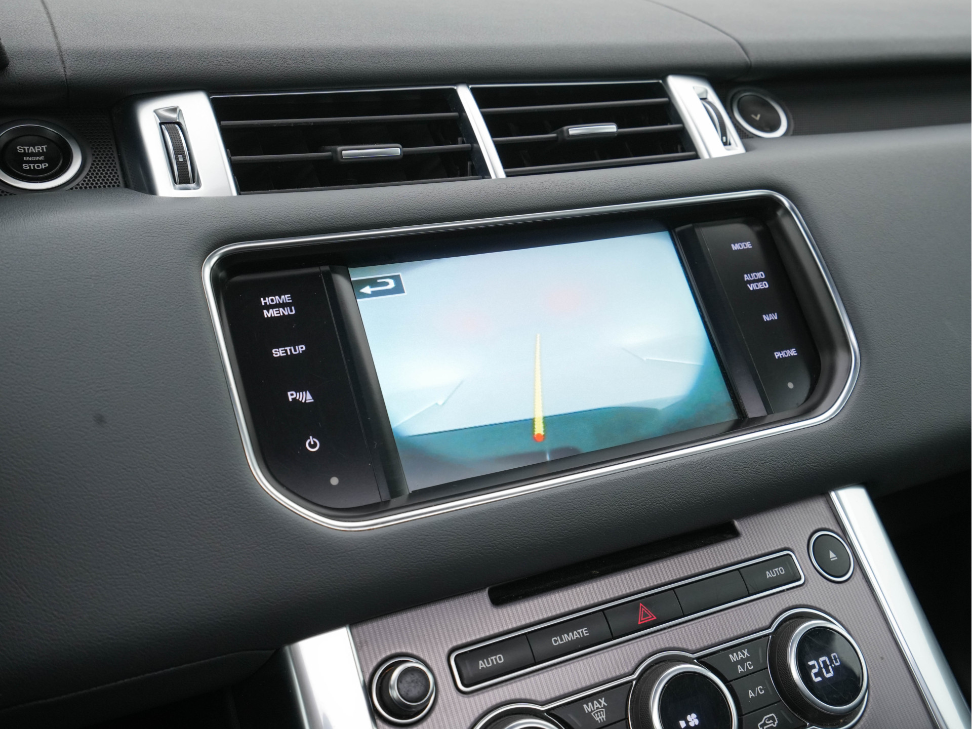 Land Rover Range Rover Sport 3.0 TDV6 HSE Dynamic [ 7-Pers ] Aut. *PANO | LEATHER | BI-XENON | NAVI-FULLMAP | CAMERA | CRUISE | HEAD-UP | MEMORY-PACK | HEATED-COMFORTSEATS | PRIVACY-GLASS | SHIFT-PADDLES | TOWBAR | 20"ALU*