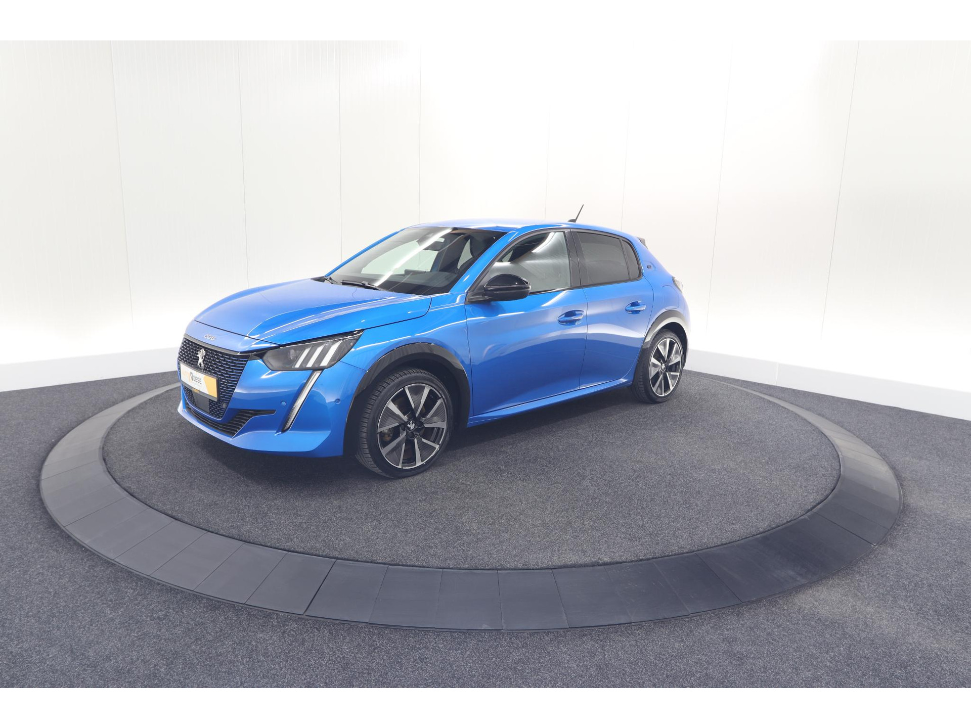 Peugeot e-208 EV GT Pack 50 kWh | Camera | Adapieve Cruise Control | Stoelverwarming | 3 FASE