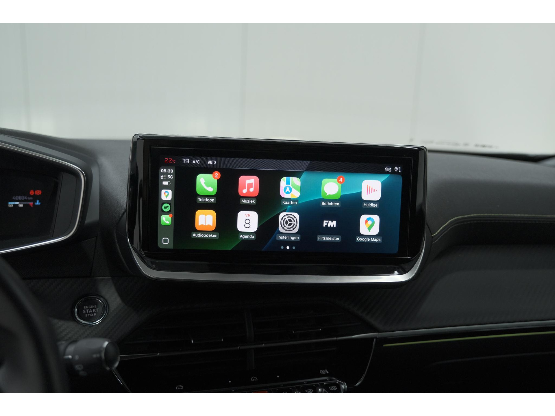 Peugeot 2008 PureTech 130 EAT8 GT | 360 Camera | Adaptieve Cruise Control | Dodehoekdetectie | Navigatie