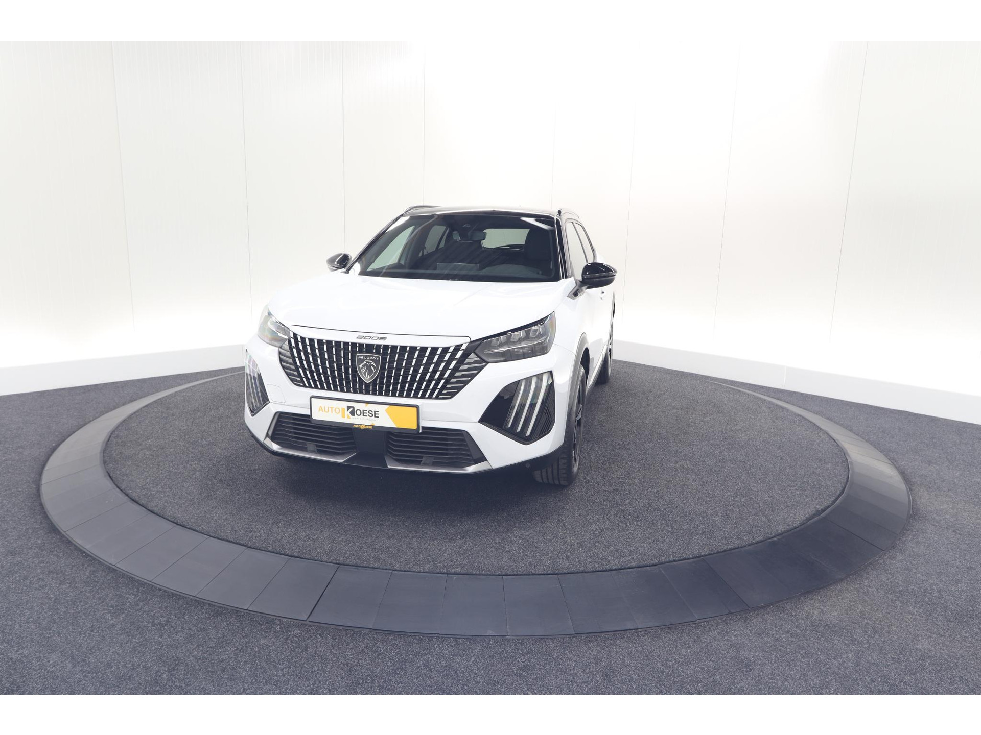 Peugeot 2008 PureTech 130 EAT8 GT | Camera | Apple Carplay | Parkeersensoren | 17 Inch Lichtmetalen Velgen