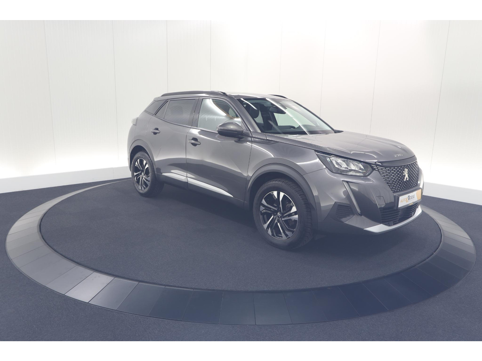 Peugeot 2008 PureTech 130 EAT8 Allure Pack | Trekhaak | Camera | Navigatie | Parkeersensoren