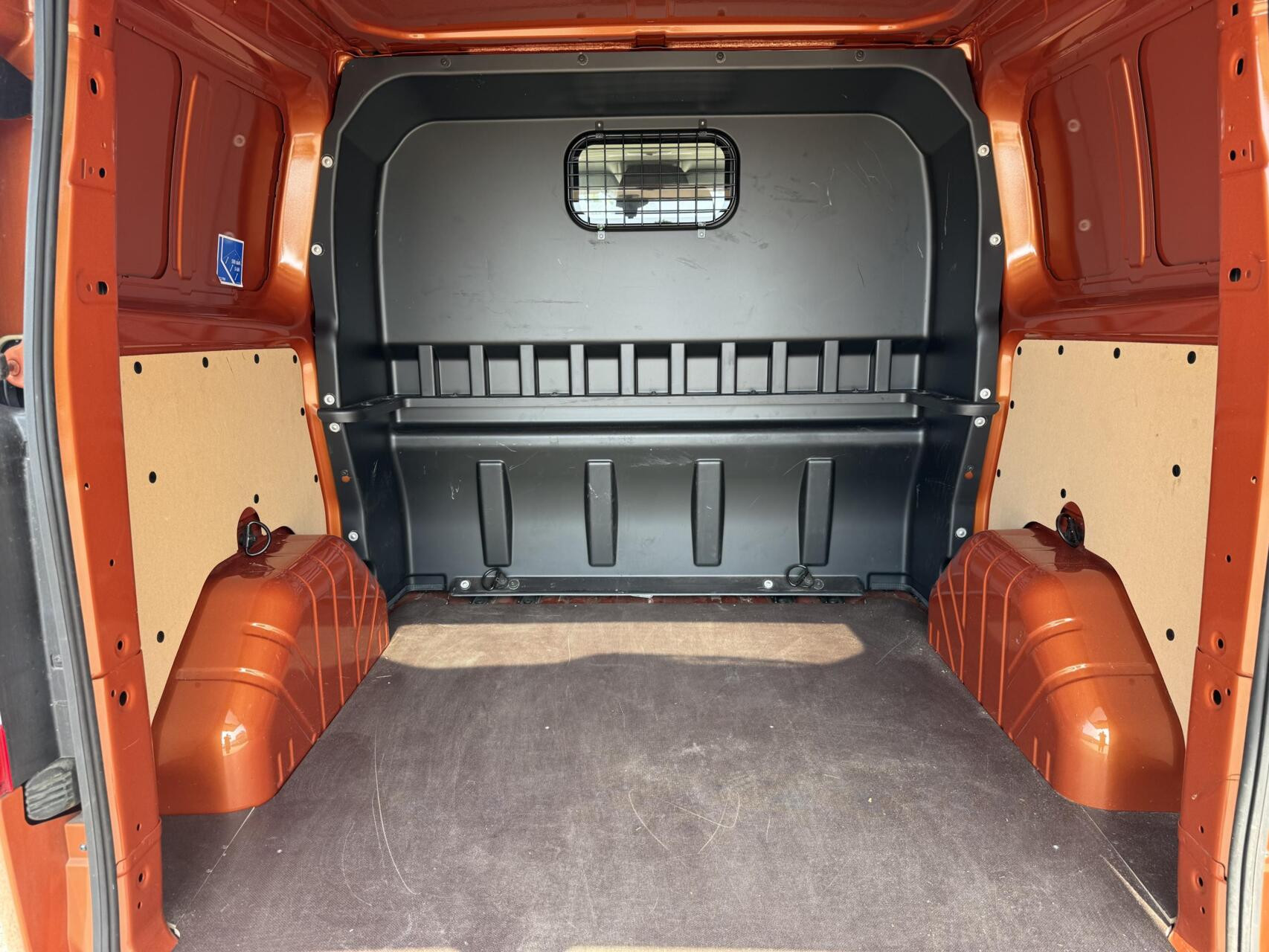Ford Transit Custom 300 2.0 TDCI L1H1 Limited DC 1e eigenaar
