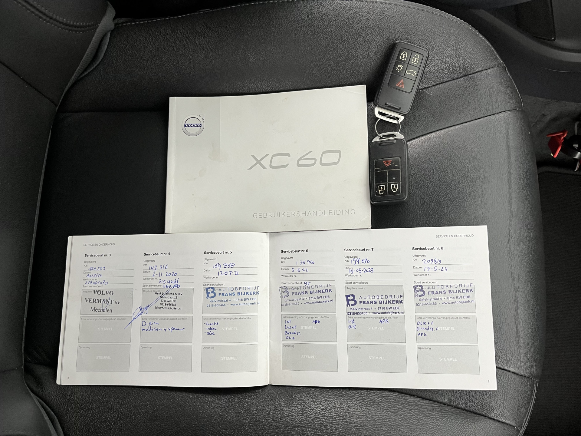 Volvo XC60 2.0 D3 FWD Momentum *LEATHER | NAVI-FULLMAP | COMFORTSEATS | ECC | PDC | CRUISE | PRIVACYGLASS | TOWBAR | 17''ALU*