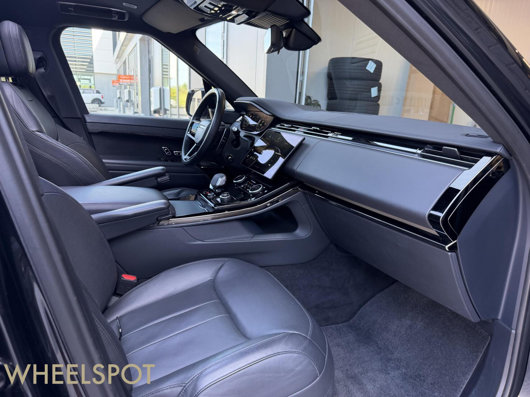 Range Rover Sport 3.0 P440e Dynamic HSE|Pano|Lucht|360|BTW