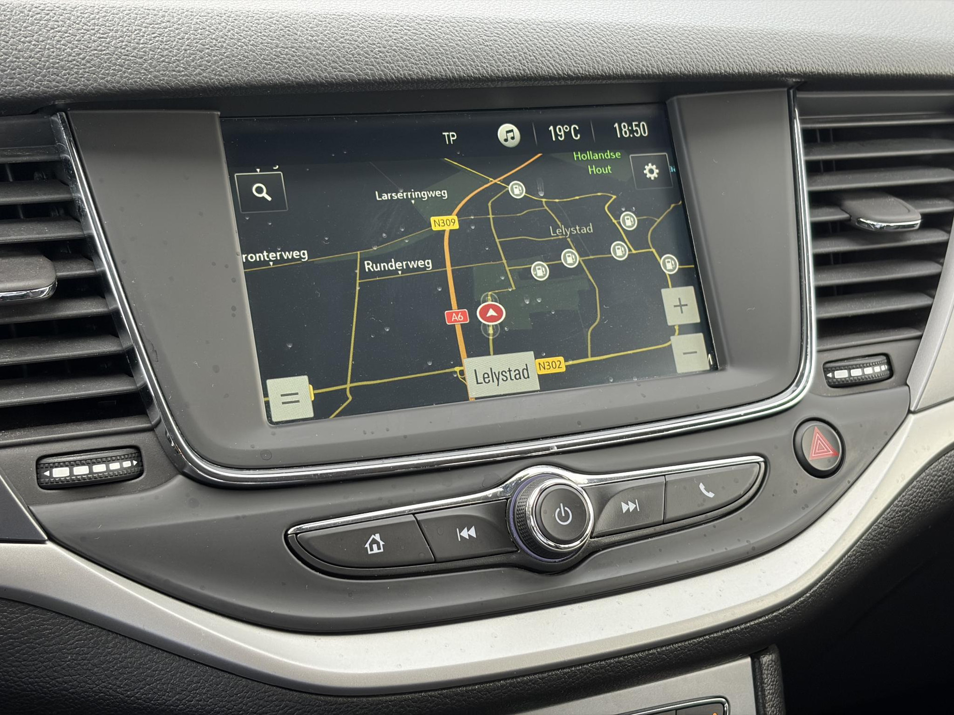 Opel Astra Sports Tourer 1.2 Edition ✓131pk✓2e Eigenaar✓Trekhaak✓Navi✓Airco✓Cruise✓Pdc V+A✓Lm velgen✓Dealer Onderhouden✓Comfortstoelen✓N.A.P✓Apk tot 07-2028