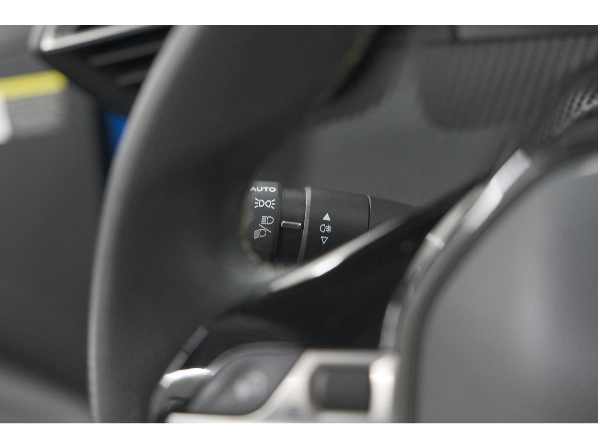 Peugeot e-208 EV GT Pack 50 kWh | Camera | Adapieve Cruise Control | Stoelverwarming | 3 FASE