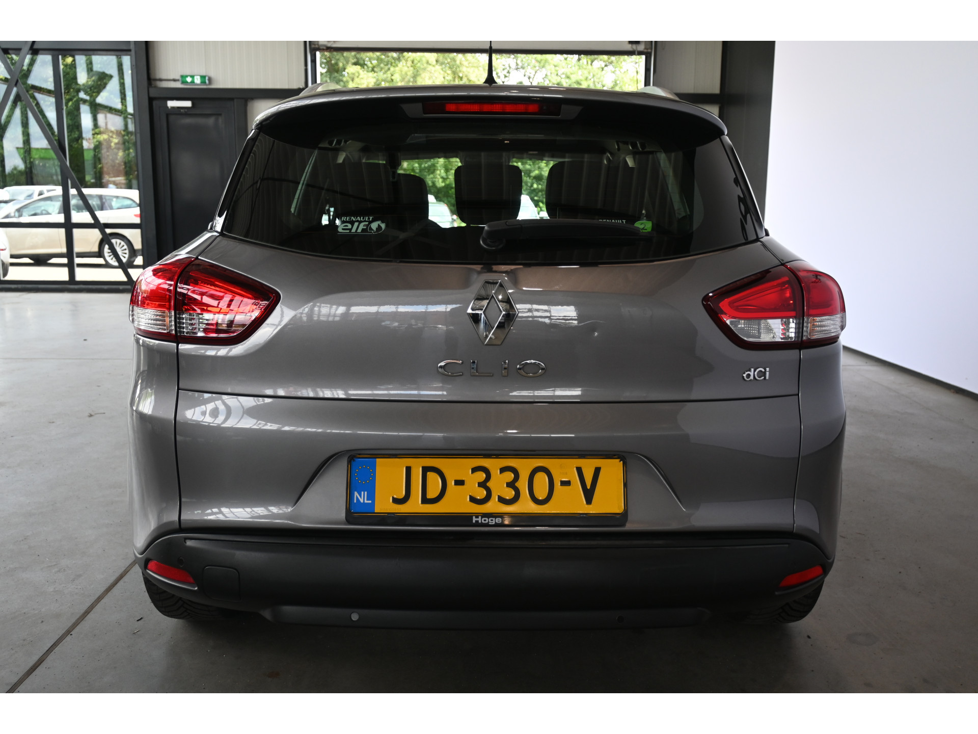 Renault Clio Estate 1.5 dCi ECO Dynamique Airco Navigatie Cruise control Lichtmetaal PDC Inruil Mogelijk!