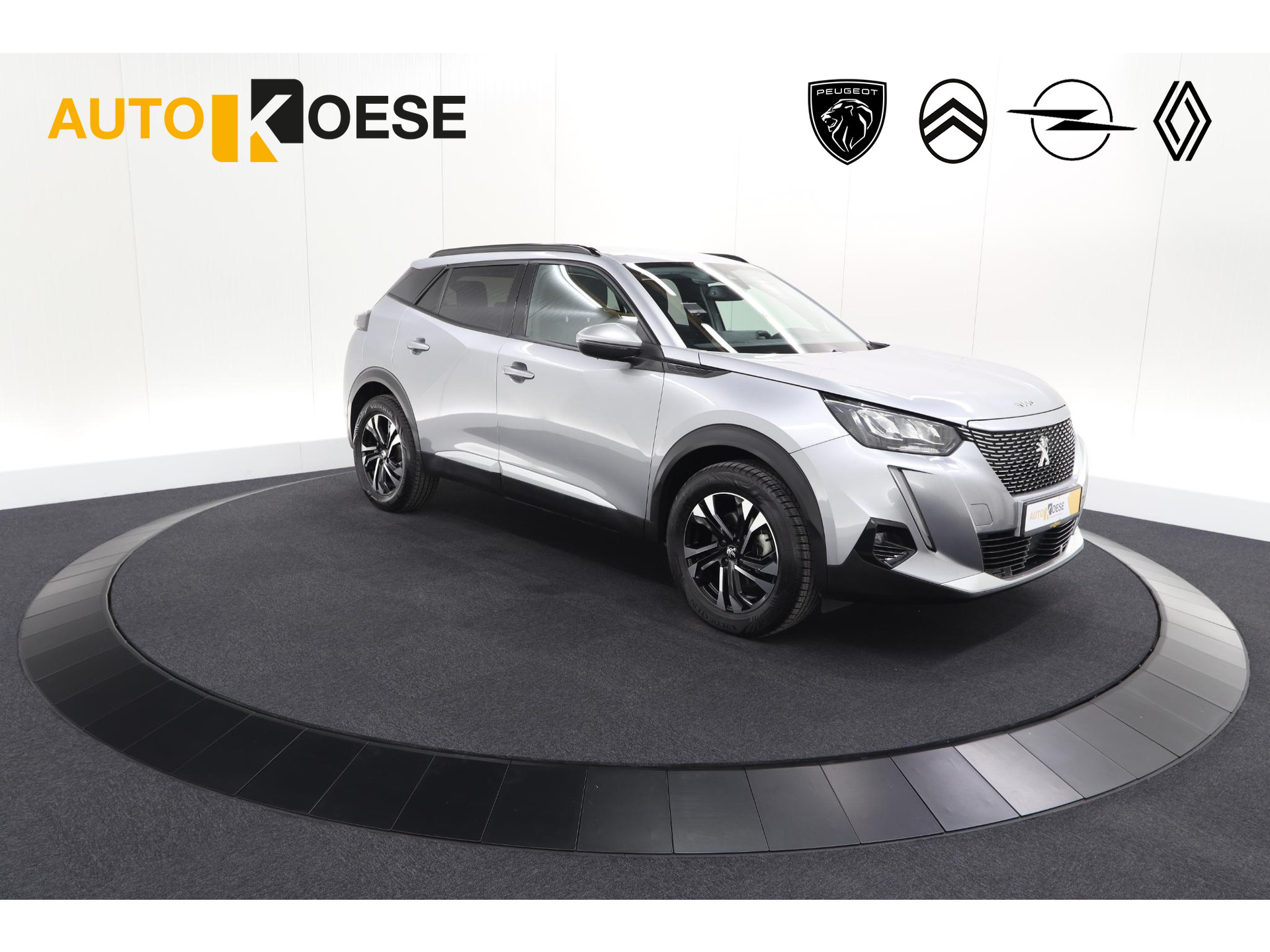 Peugeot e-2008 EV Allure 50 kWh | SOH=96.7 % | 3 Fase Laadfunctie | Camera | Navigatie | Parkeersensoren | Apple Carplay