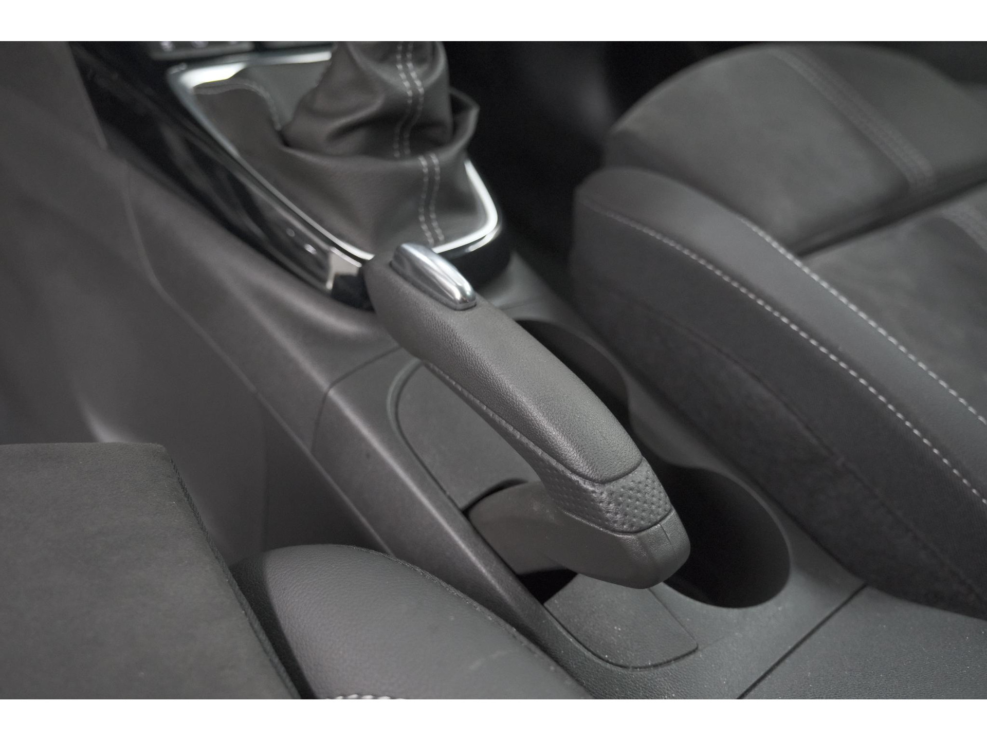 Opel Crossland 1.2 Turbo Ultimate | Camera | Dodehoekdetectie | Comfort Pakket | Apple Carplay