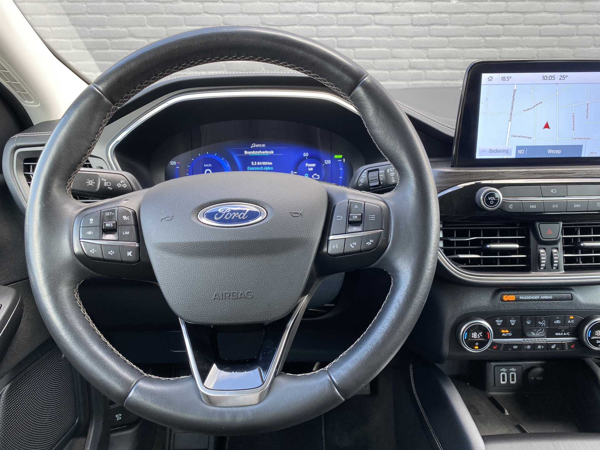 Ford Kuga 2.5 PHEV Vignale 225 pk | dealer onderh. | panoramadak | leder interieur | elektr. v. stoelen | navigatie | B&O audio