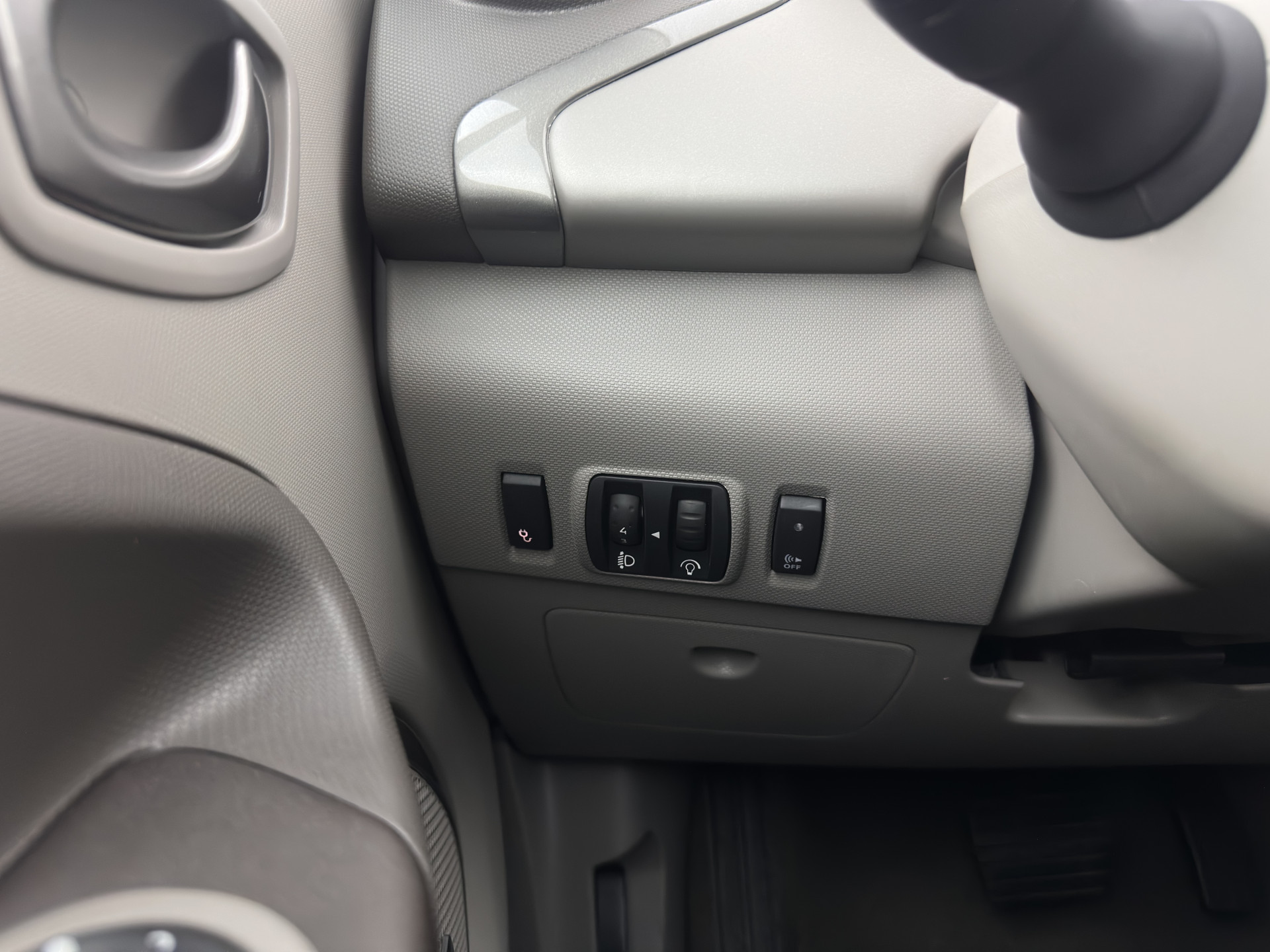 Renault ZOE R90 Bose 41 kWh (Inclusive-Battery) [ 3-Fase ] {SOH-85%} Aut.*LUXURY-LEATHER | BOSE-AUDIO | NAVI-FULLMAP | FULL-LED | DIGI-COCKPIT | CRUISE | ECC | PDC | PRIVACY-GLASS | HEATED-COMFORTSEATS | 16"ALU*