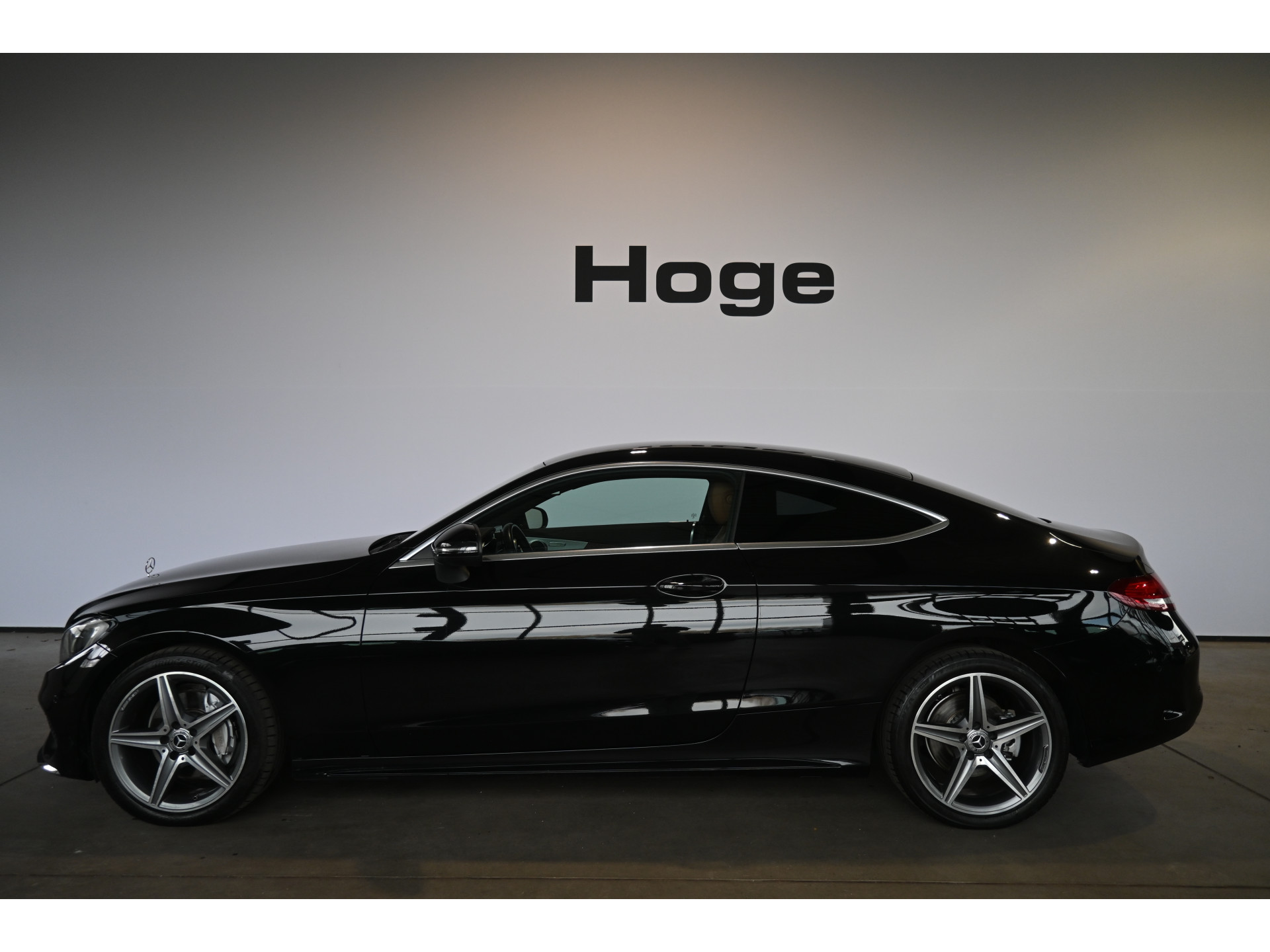 Mercedes-Benz C-klasse Coupé 220 d Edition 1 Automaat Clima Navigatie Leder Stoelverwarming Rijklaarprijs Inruil Mogelijk!