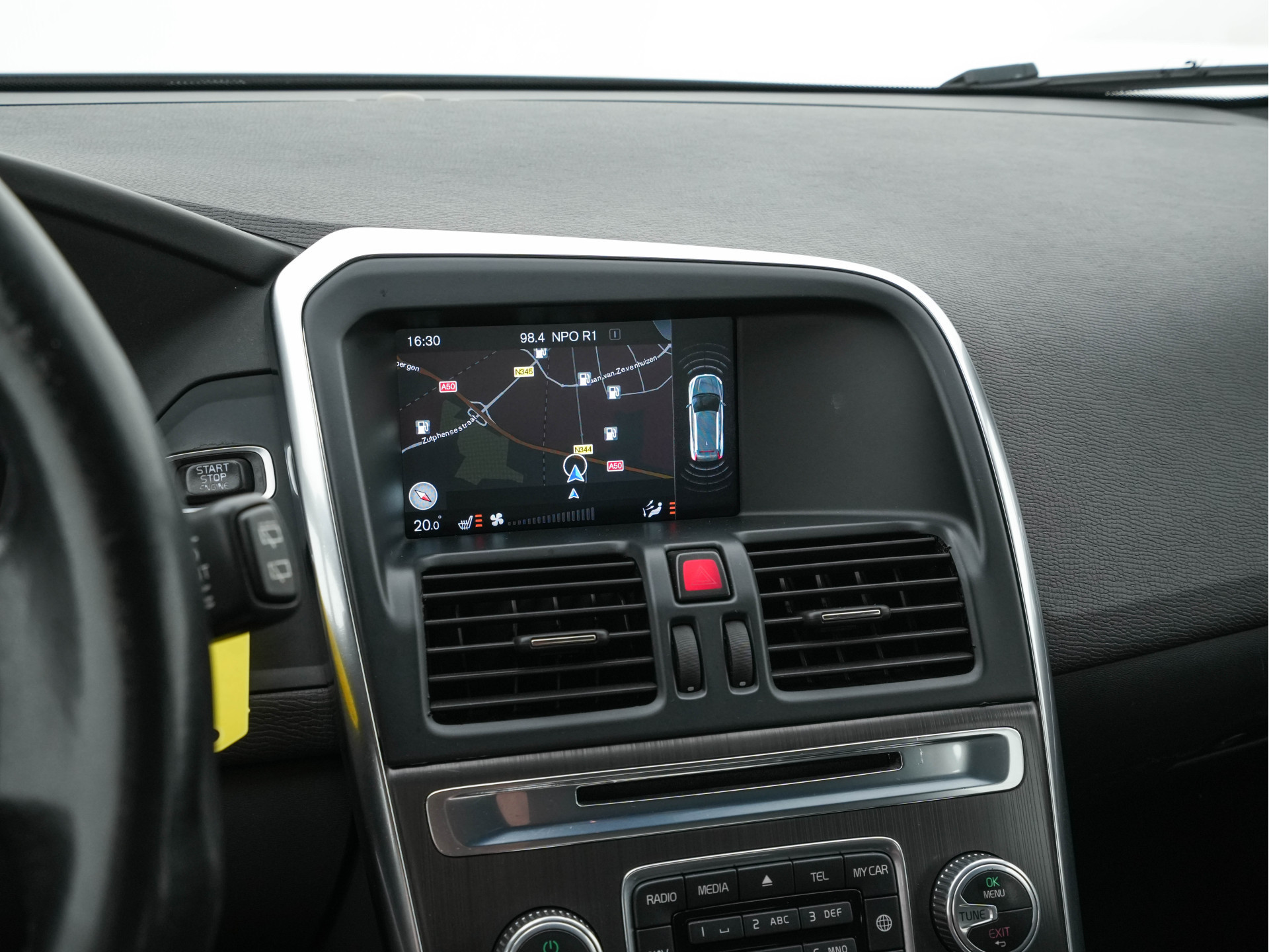 Volvo XC60 2.0 D4 FWD Ocean Race *NAVI-FULLMAP | FULL-LEATHER | MEMORY-PACK | TOWBAR | ECC | PDC | CRUISE | COMFORT-SEATS | 19"ALU*