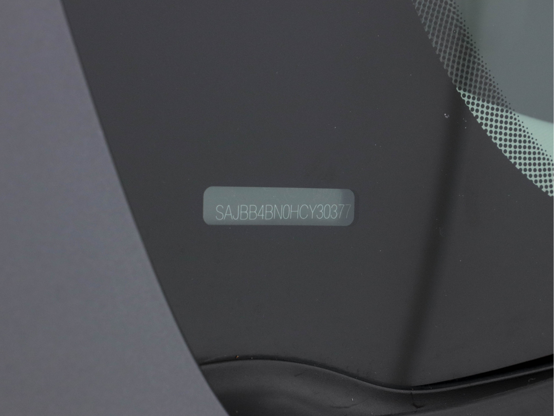 Jaguar XF 2.0D Portfolio Premium-Business-Pack Aut *LEATHER | BI-XENON | NAVI-FULLMAP | KEYLESS | MERIDIAN-SURROUND | SHIFT-PADDLES |  LANE-ASSIST | CRUISE | CAMERA | HEATED/COOLED-COMFORTSEATS | 17"ALU*