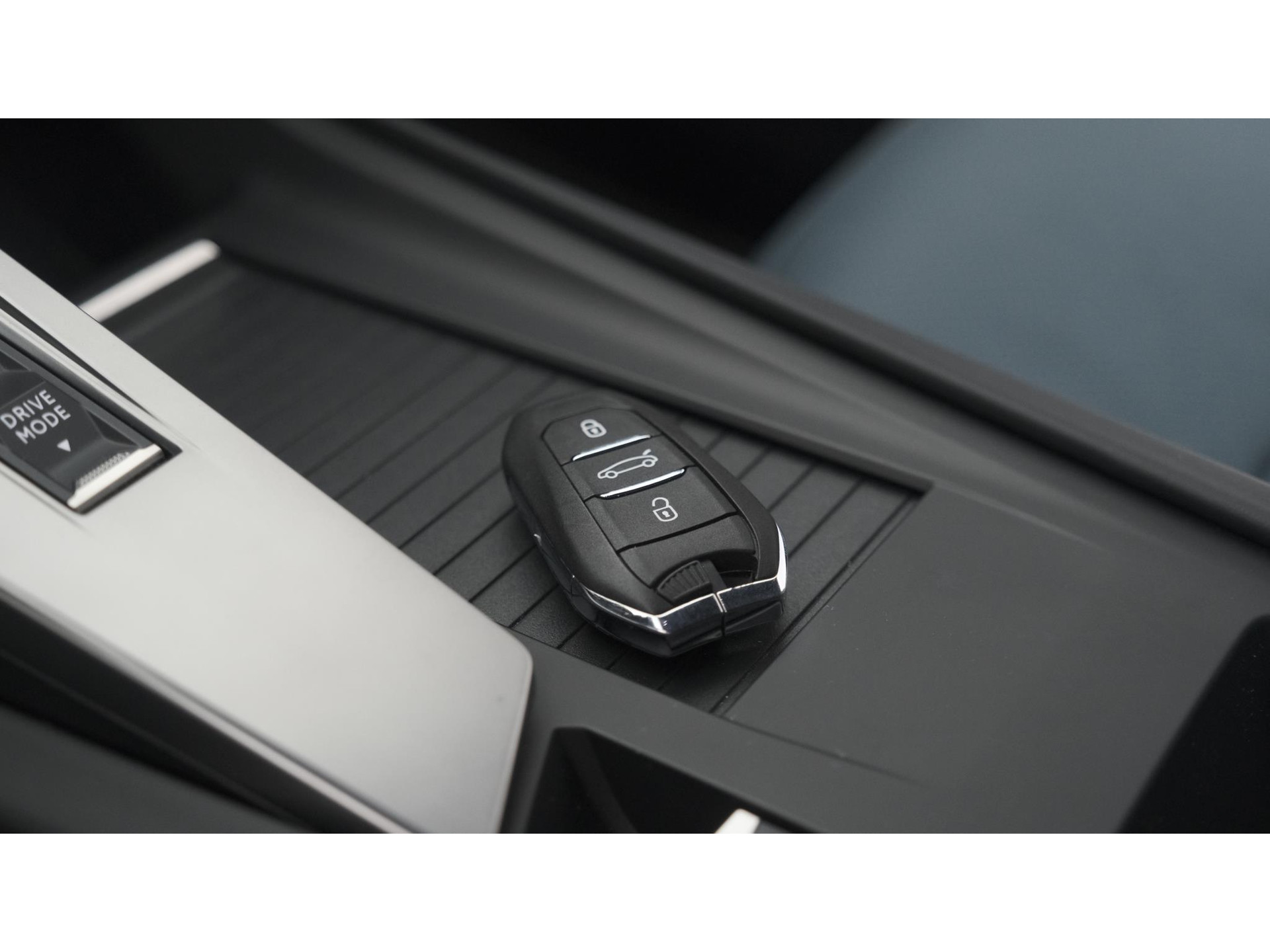 Peugeot 308 PureTech 130 GT Pack Business | Camera | Dodehoekdetectie | Apple Carplay
