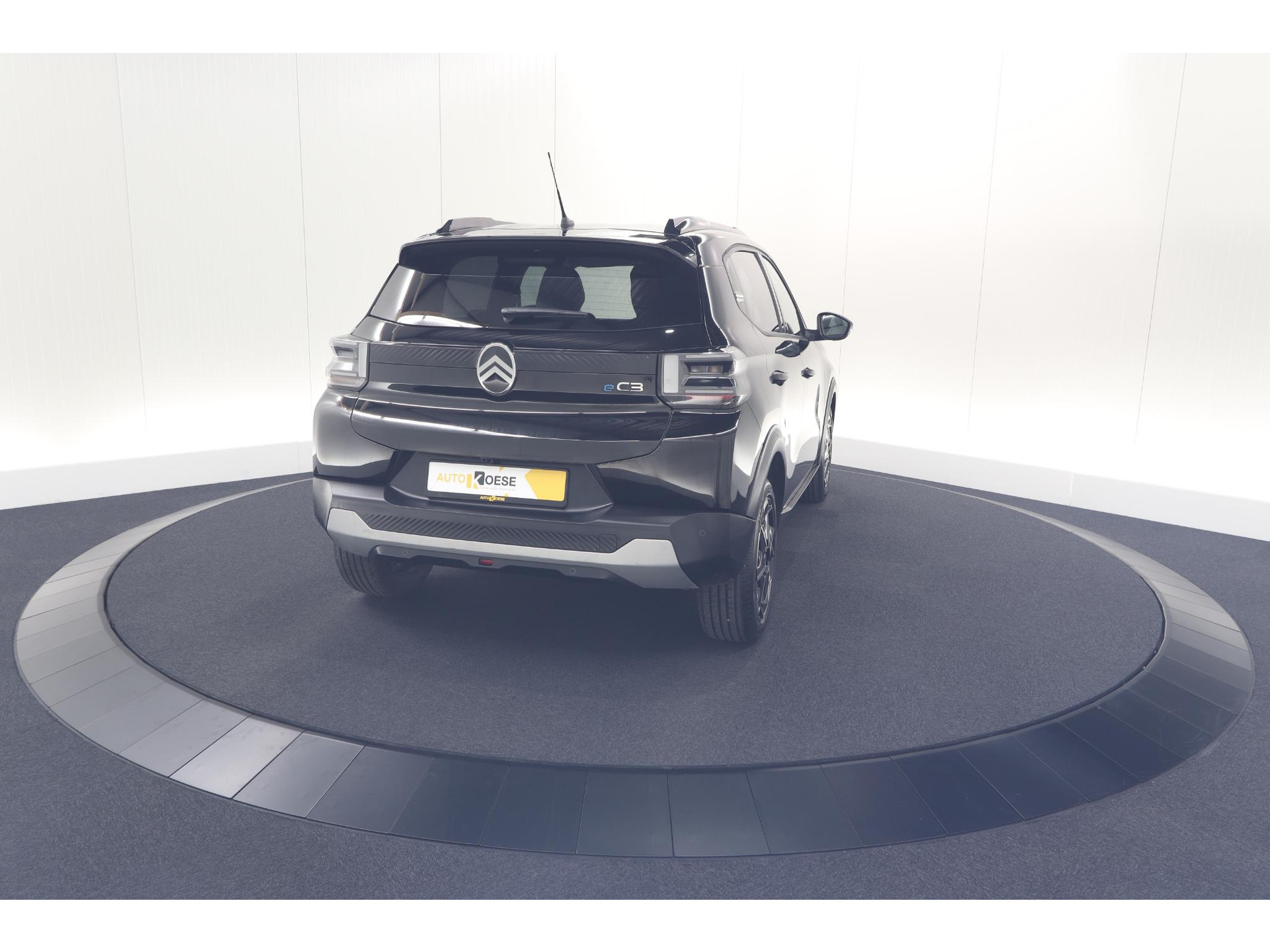 Citroen Ë-C3 Max 113pk 44 kWh | 7 KW Laadfunctie | Camera | Navigatie | Apple Carplay | Parkeersensoren