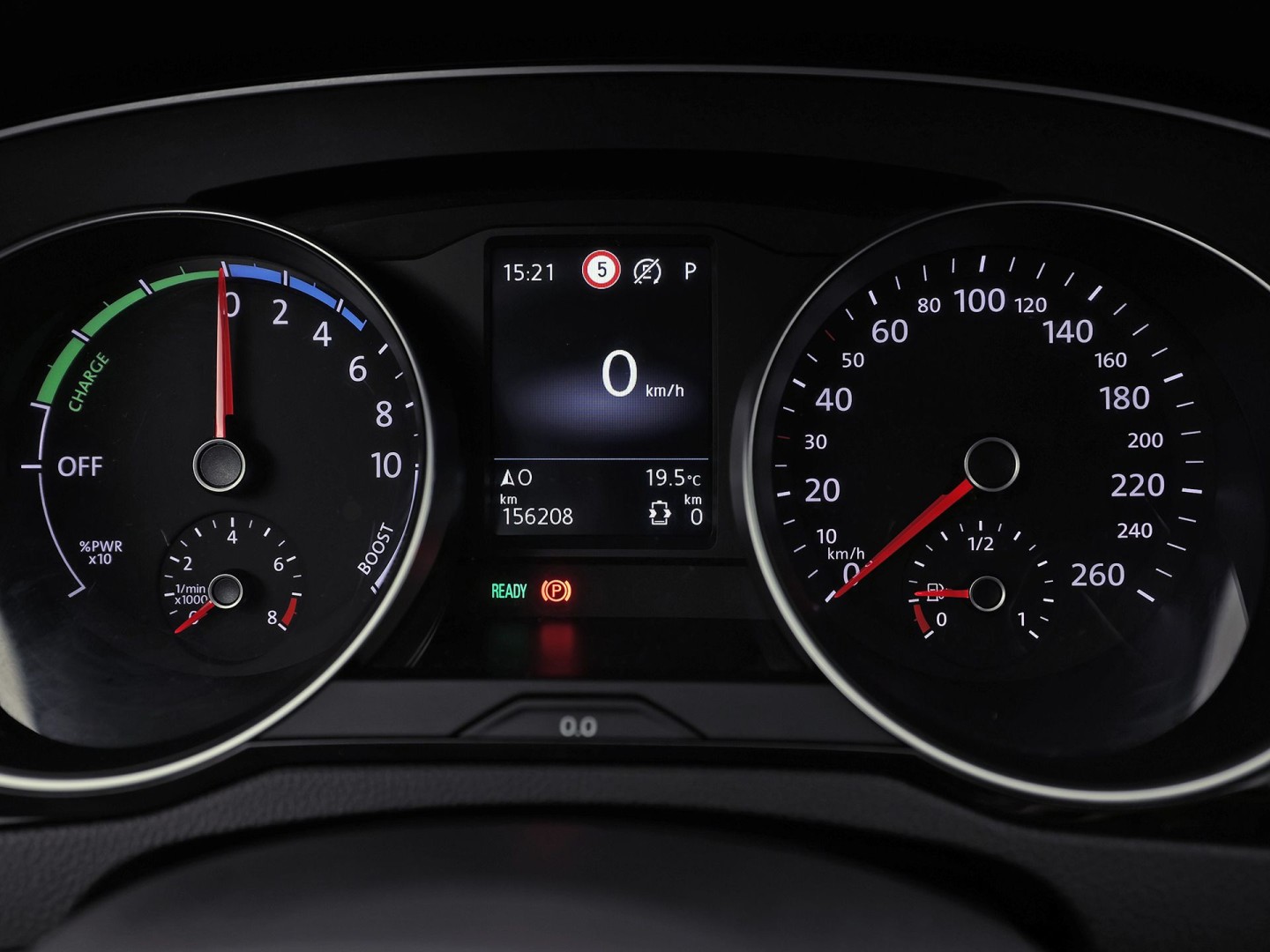 Volkswagen Passat Variant 1.4 TSI PHEV GTE 218Pk Automaat (APPLE CARPLAY, SOH 88,9%, GROOT NAVI, CAMERA, TREKHAAK, KEYLESS, SPORTSTOELEN, STOELVERWARMING, GETINT GLAS, NIEUWSTAAT)
