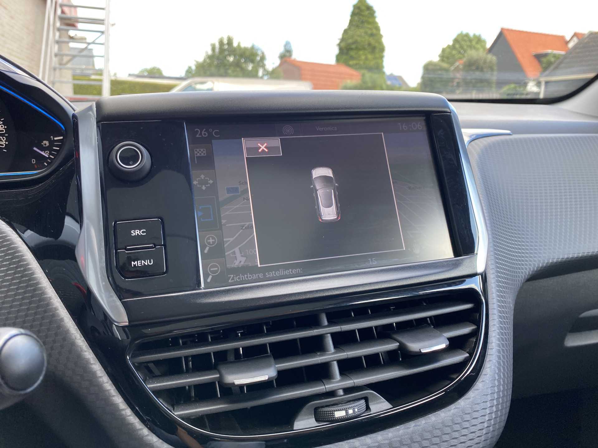 Peugeot 2008 1.2 PureTech Allure AUT. | dealer onderh. | panoramadak | trekhaak | navigatie | cruise control | all season banden