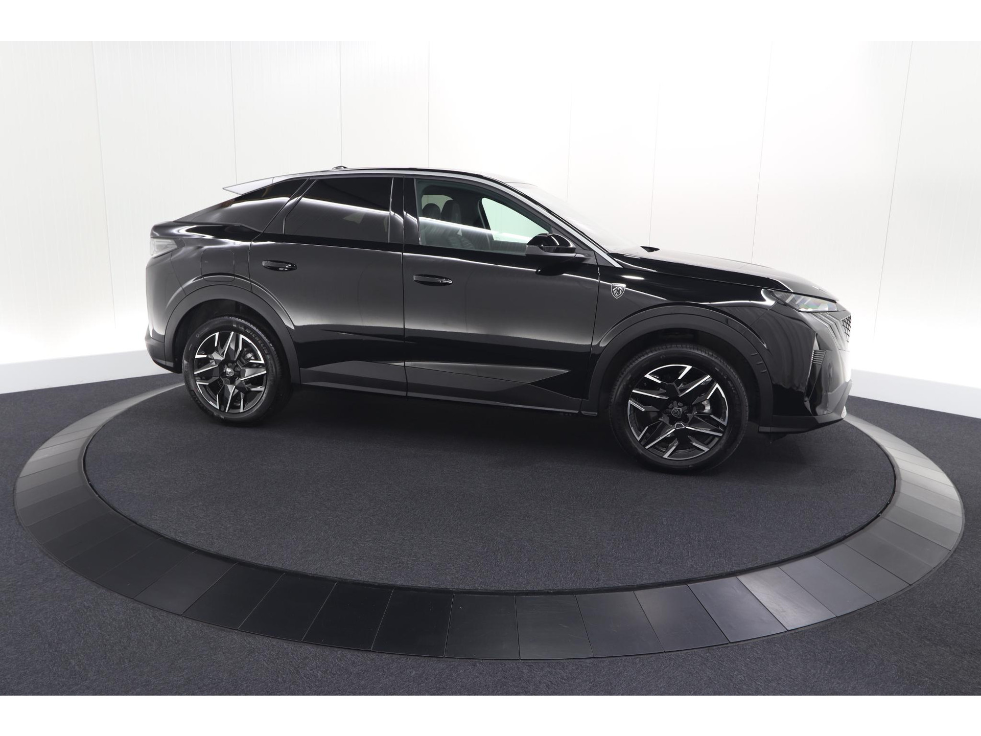 Peugeot 3008 1.2 Hybrid 145 GT | Elektrische Kofferklep | Camera | Adaptieve Cruise Control | Apple CarPlay