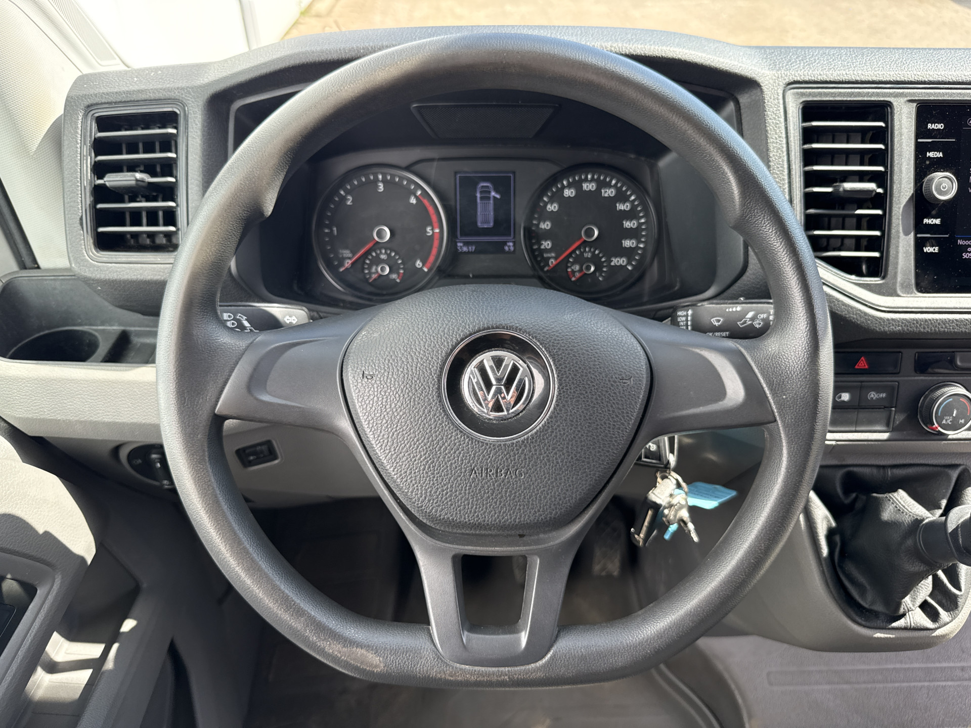 Volkswagen Crafter 2.0 TDI 140PK L3H3 Camera Airco Carplay Parkeersensoren Euro 6