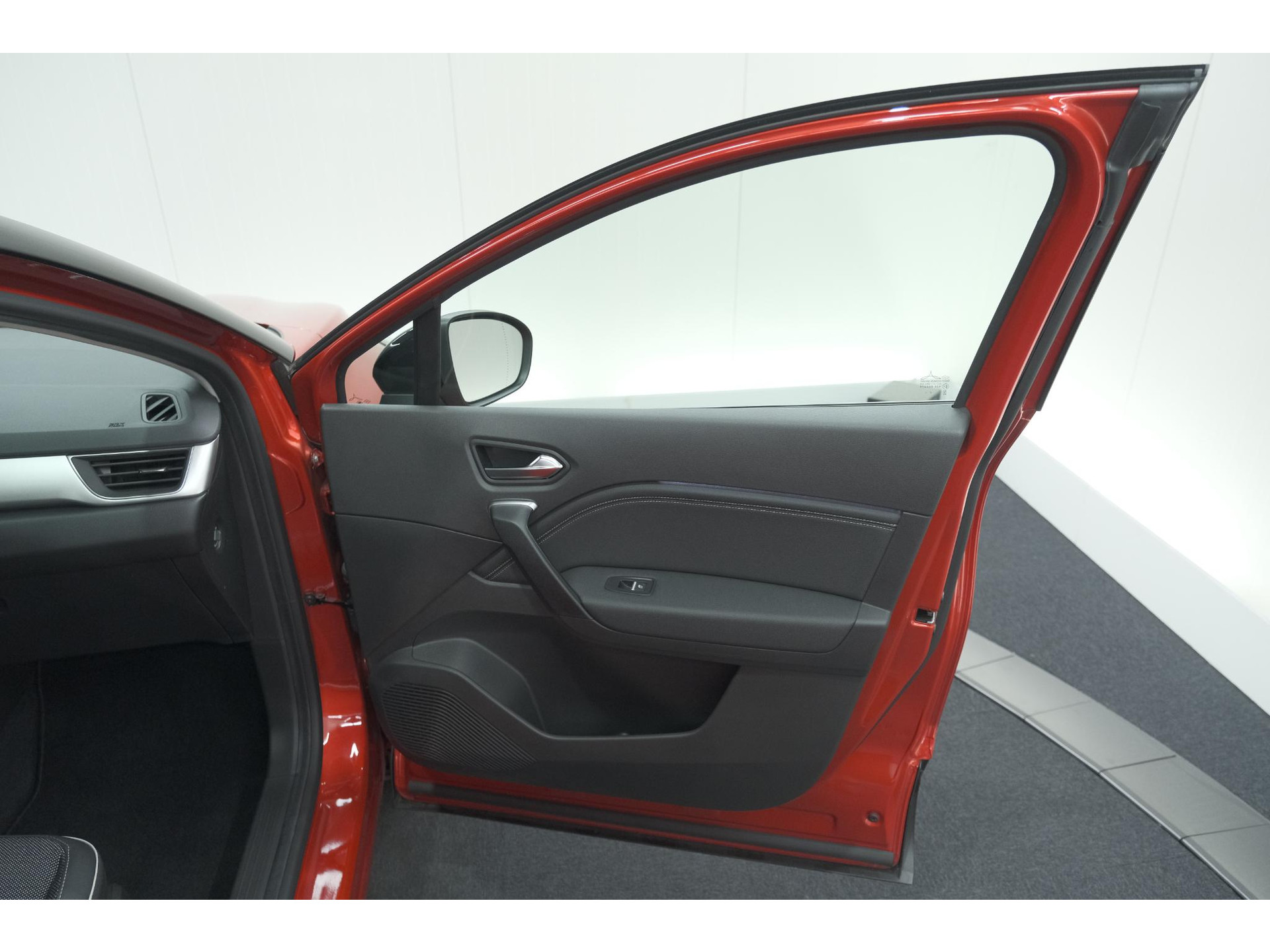 Renault Captur 1.6 E-Tech Full Hybrid 145 Techno | Navigatie | Camera | Parkeersensoren | Apple Carplay