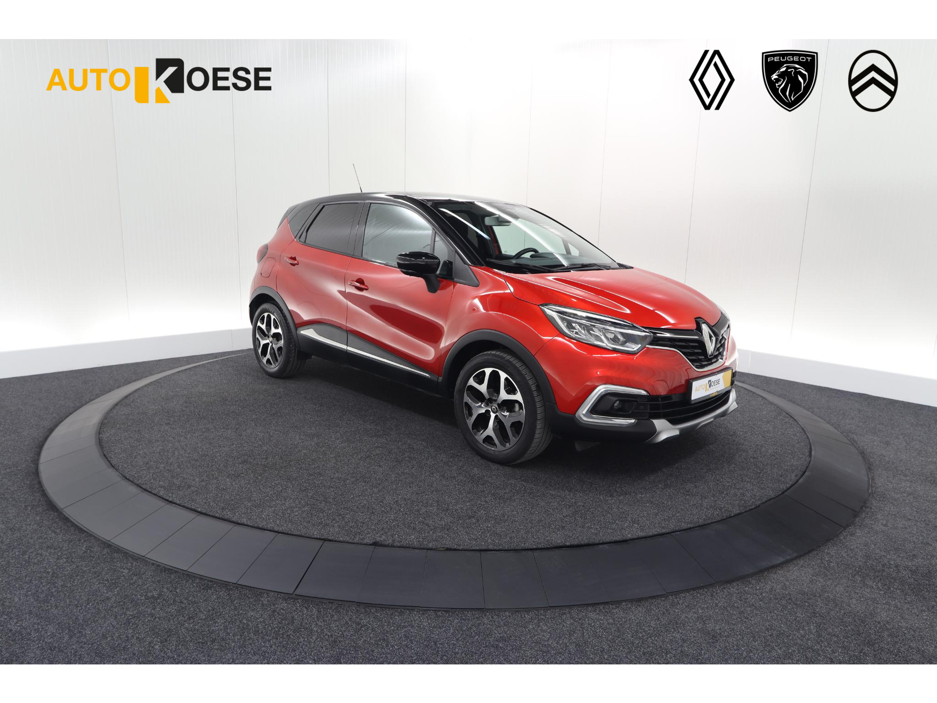 Renault Captur TCe 120 EDC Intens | Trekhaak | Camera | Navigatie | Parkeersensoren