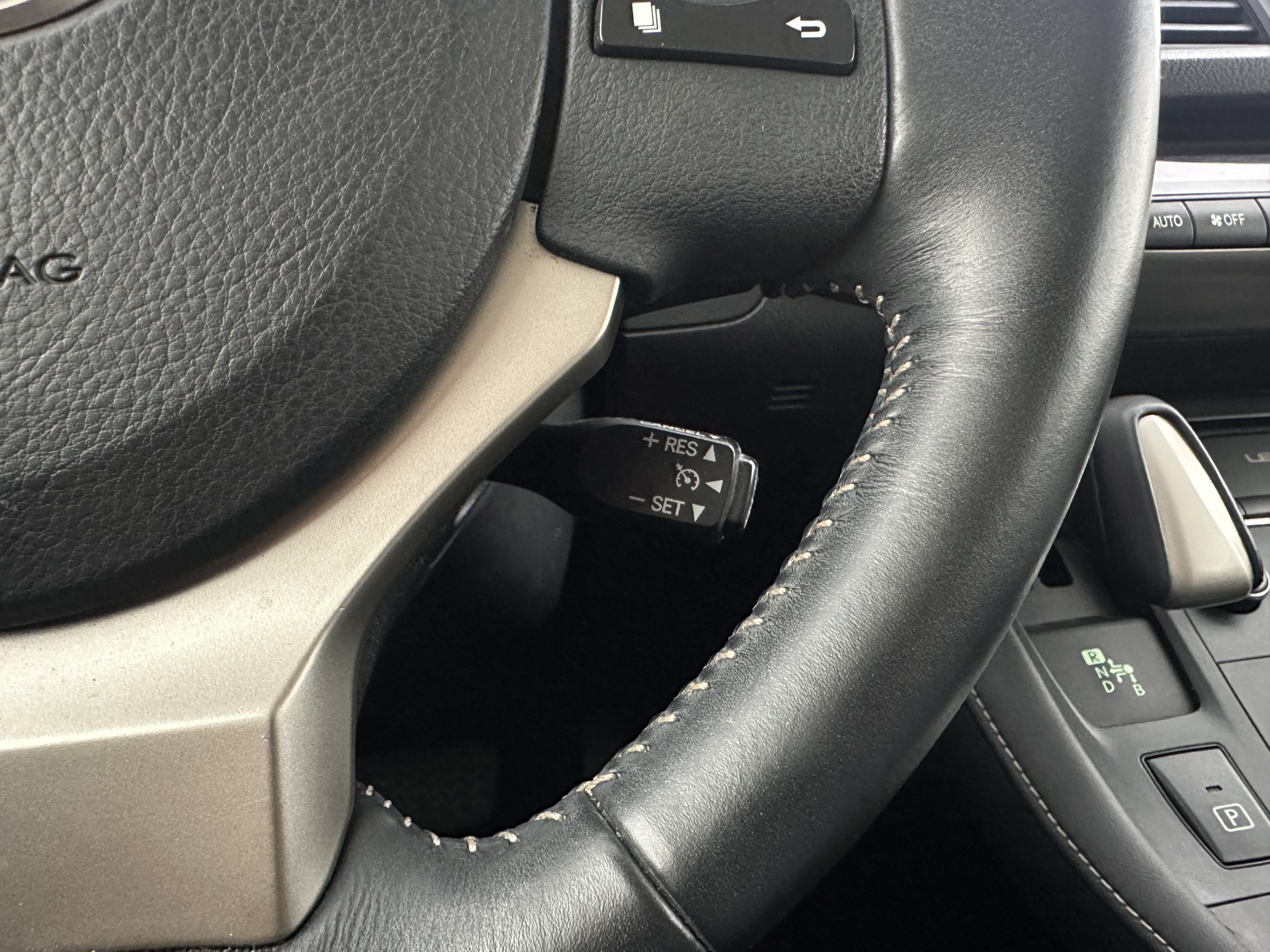 Lexus CT 200h Business Line Aut.*NAVI-FULLMAP | ALCANTARA | COMFORT-SEATS | CAMERA | ECC | CRUISE | 16''ALU*