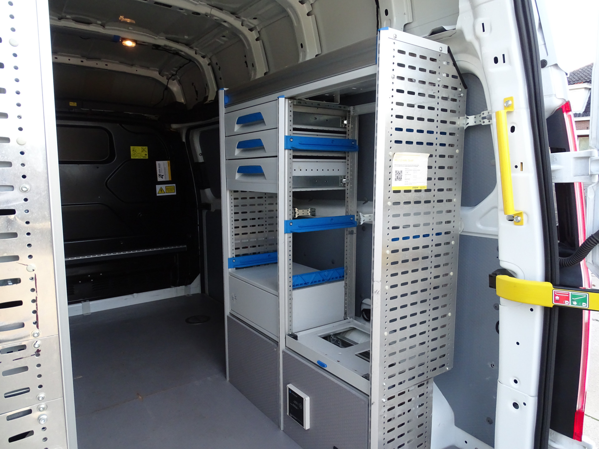Ford Transit Custom Euro 6 | Sortimo inrichting + stroom