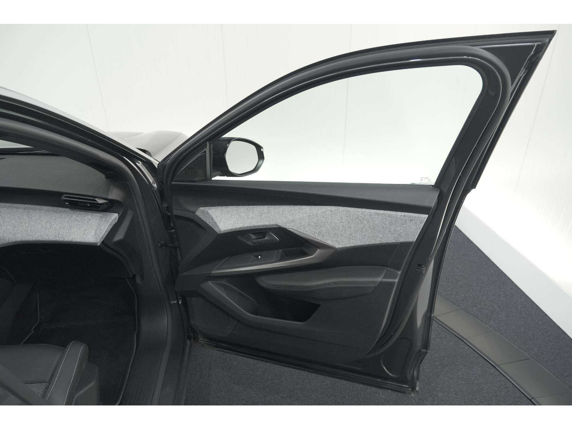 Peugeot 3008 1.2 Hybrid 136 e-DSC6 Allure | Camera | Stoelverwarming | Navigatie | Apple Carplay