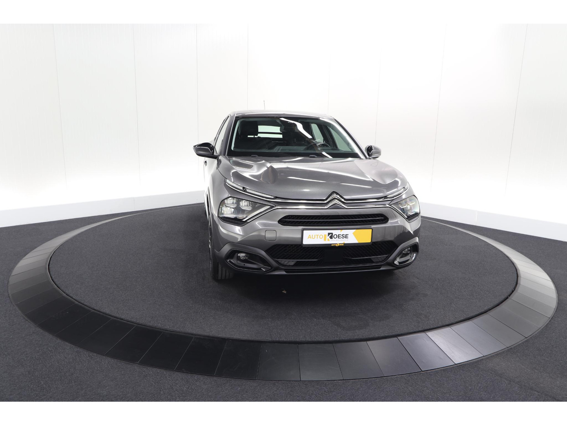 Citroen C4 Puretech 130 Feel Pack | Head-Up Display | Camera | Navigatie | Keyless Entry