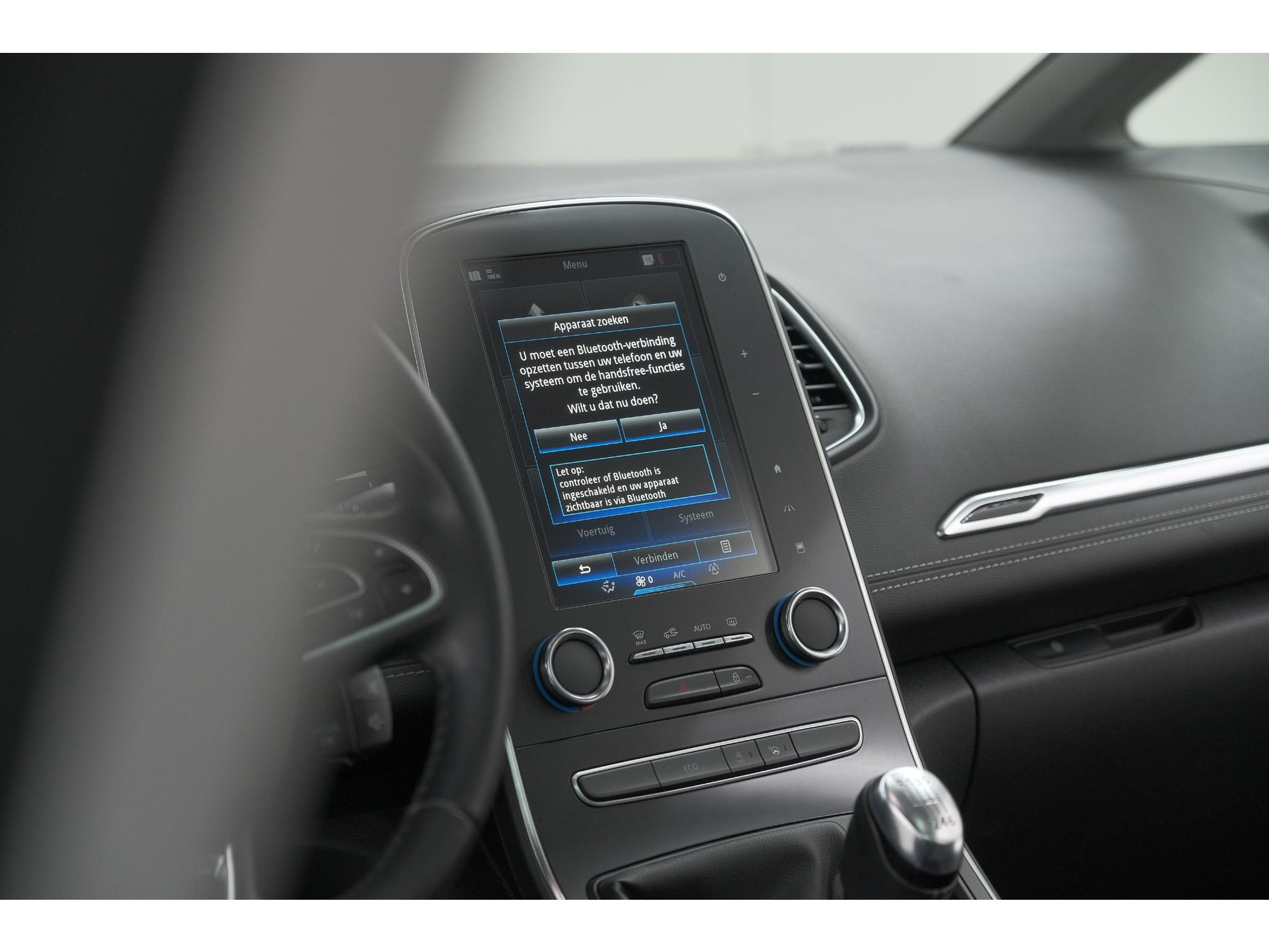 Renault Scénic TCe 130 Intens | Trekhaak | Panoramadak | Camera | Apple Carplay | Dodehoekdetectie