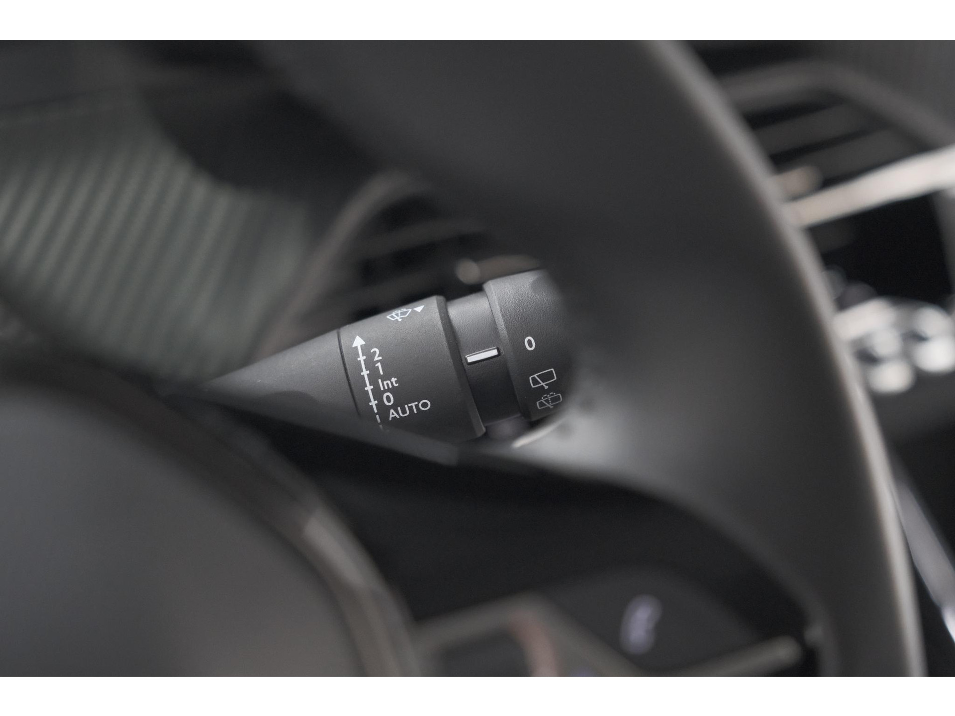 Peugeot 208 PureTech 100 Allure | Apple Carplay | Parkeersensoren | Climate Control