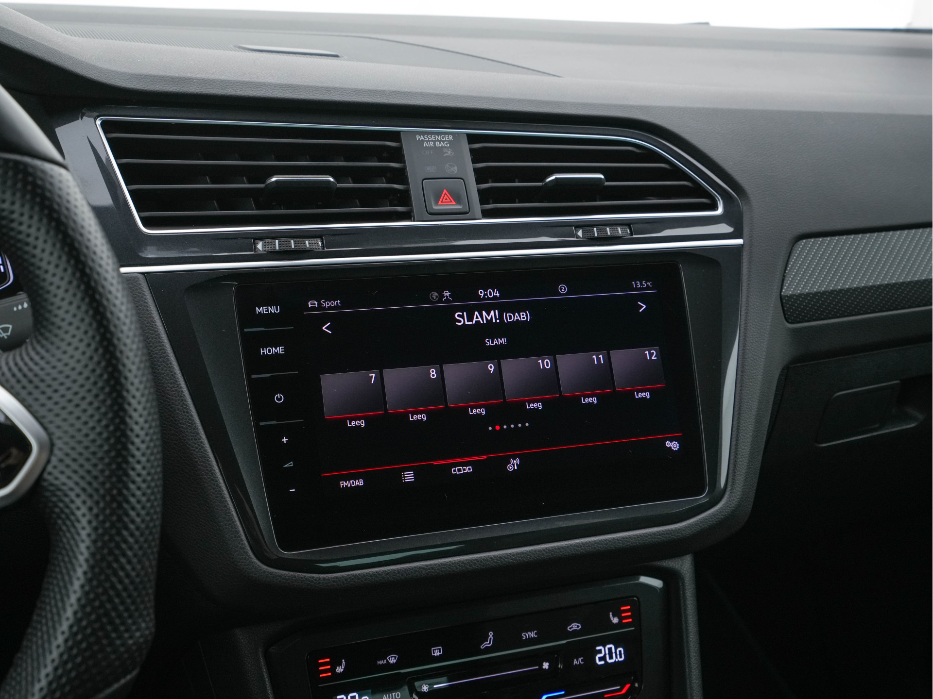 Volkswagen Tiguan 1.4 TSI R-Line Business+ (Plug-in) (INCL-BTW) Aut. *PANO | FULL-LED | ADAPTIVE-CRUISE | DIGI-COCKPIT | HEATED-COMFORTSEATS | NAV-FULLMAP | DAB+ | TOWBAR | PRIVACY-GLASS | ECC | PDC | 19''ALU