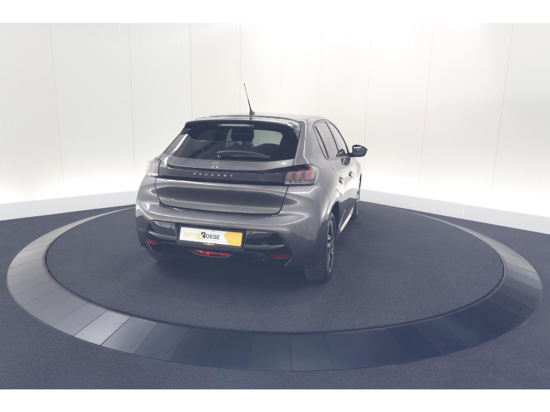 Peugeot 208 PureTech 100 Allure Pack | Parkeersensoren | Apple Carplay | Stoelverwarming