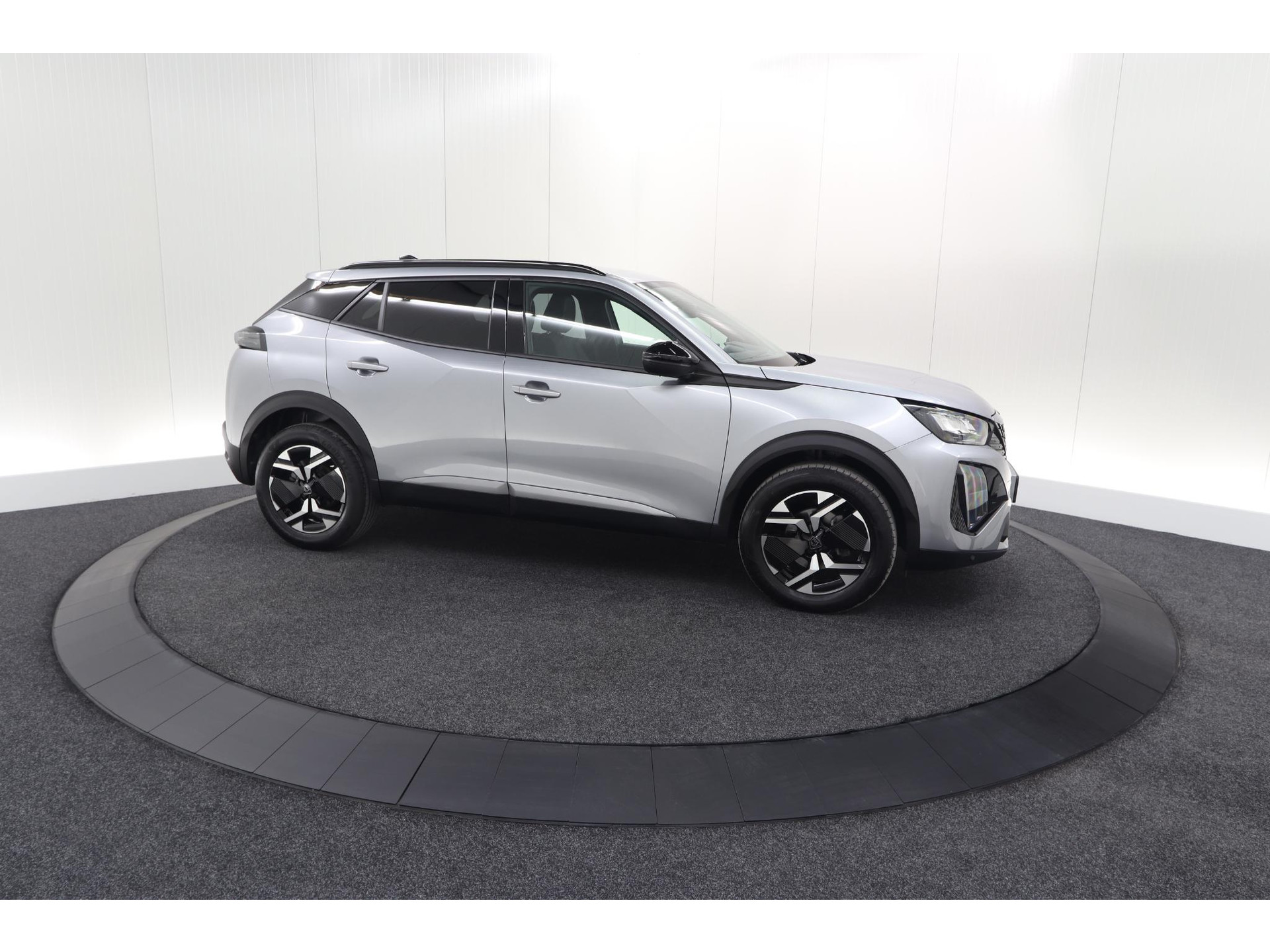 Peugeot 2008 PureTech 130 EAT8 Allure | Camera | Navigatie | Parkeersensoren | Apple Carplay