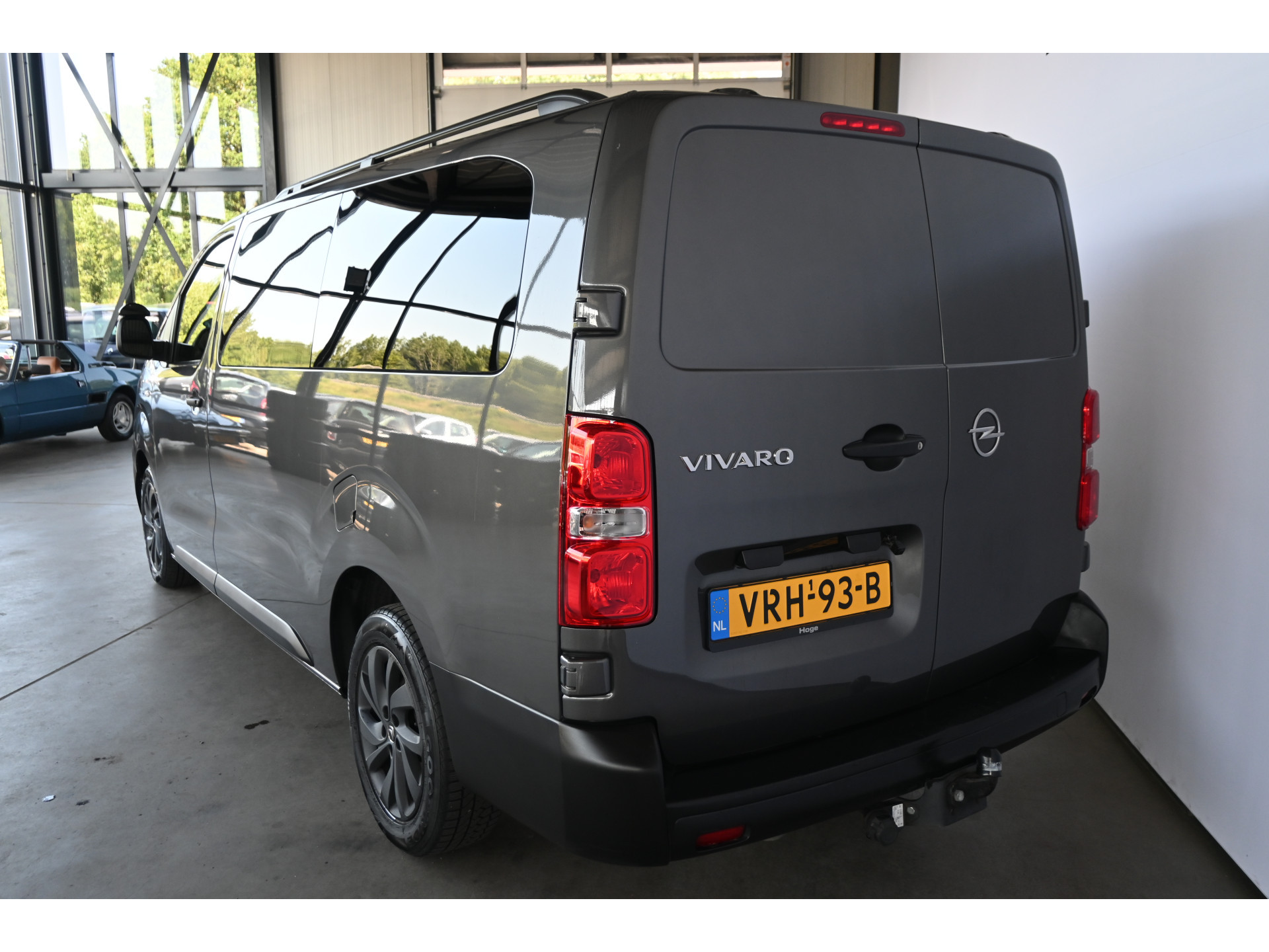 Opel Vivaro 1.5 CDTI L3H1 Edition 6 Persoons Airco Navigatie Trekhaak Cruise Control Rijklaarprijs! Inruil Mogelijk!