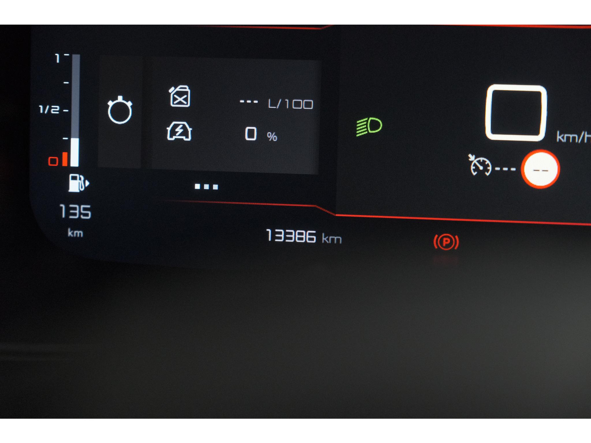 Citroen C5 Aircross 1.2 Hybrid 136 Plus | Camera | Navigatie | Parkeersensoren | Apple Carplay