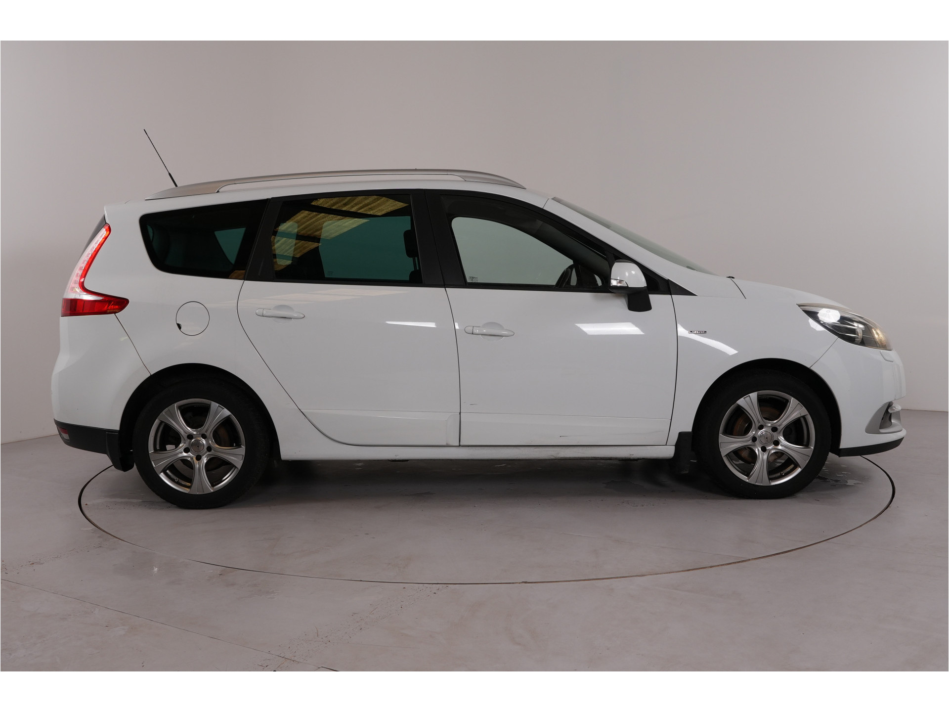 Renault Grand Scénic 1.5 dCi Bose | Trekhaak | Stl. verw. | Cruise