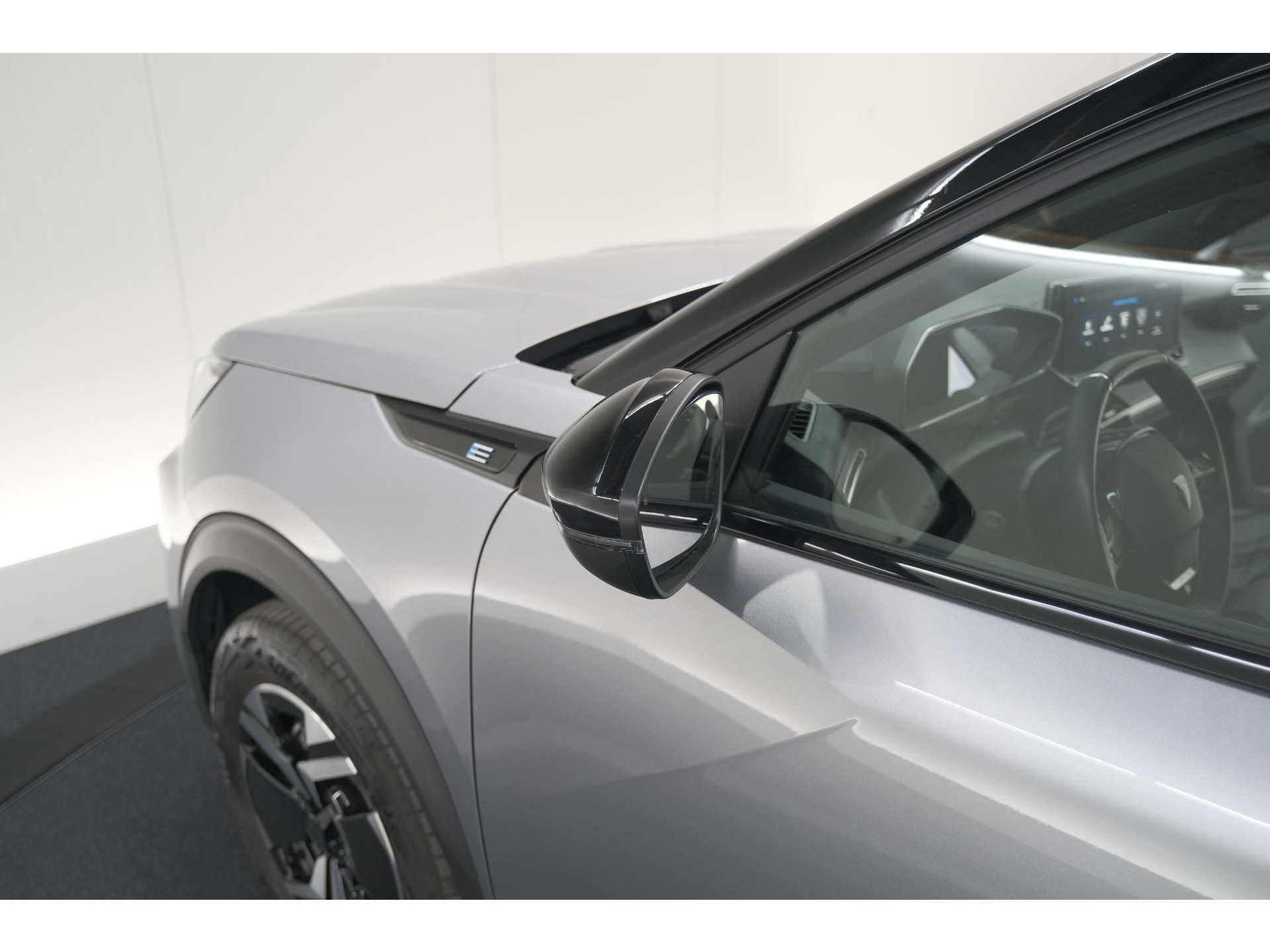 Peugeot e-2008 EV GT 50 kWh | 3 Fase | 360 Camera | Adaptieve Cruise Control | Dodehoekdetectie