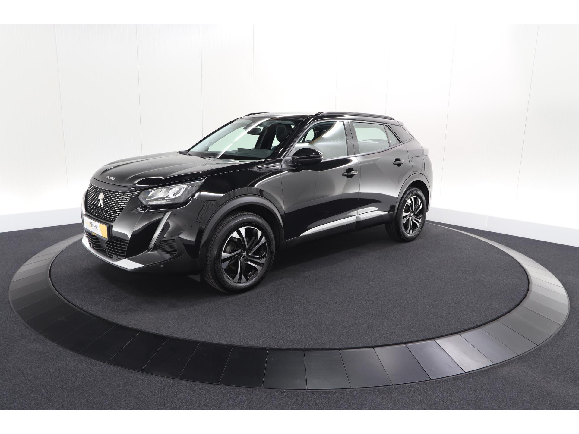 Peugeot 2008 PureTech 130 Blue Lease Allure | Camera | Apple Carplay | Parkeersensoren | Climate Control