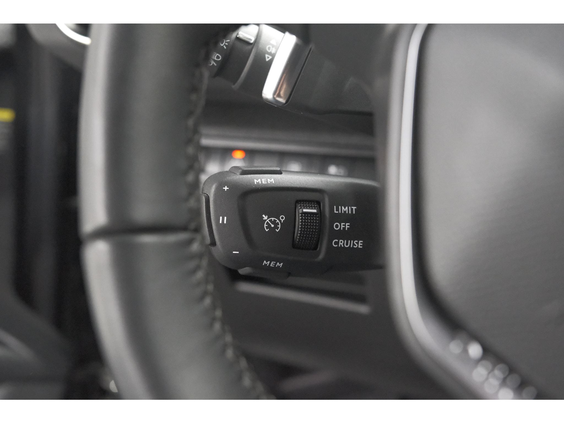 Peugeot 3008 1.6 PLUG-IN HYbrid 225 Allure | Camera | Dodehoekdetectie | Navigatie