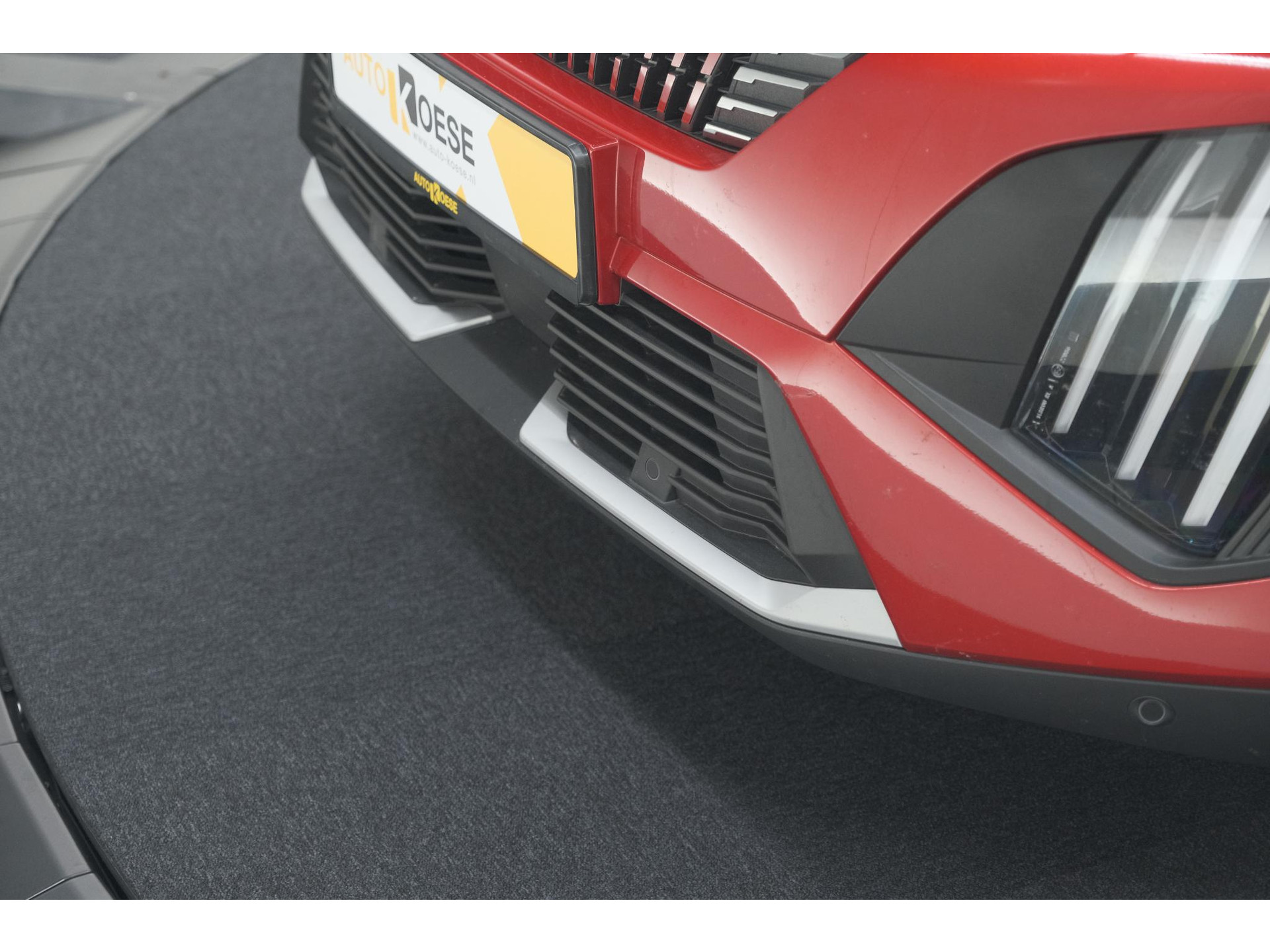 Peugeot 2008 1.2 Hybrid 145 Allure | 360 Camera | Adaptieve Cruise Control | Dodehoekdetectie | Apple Carplay