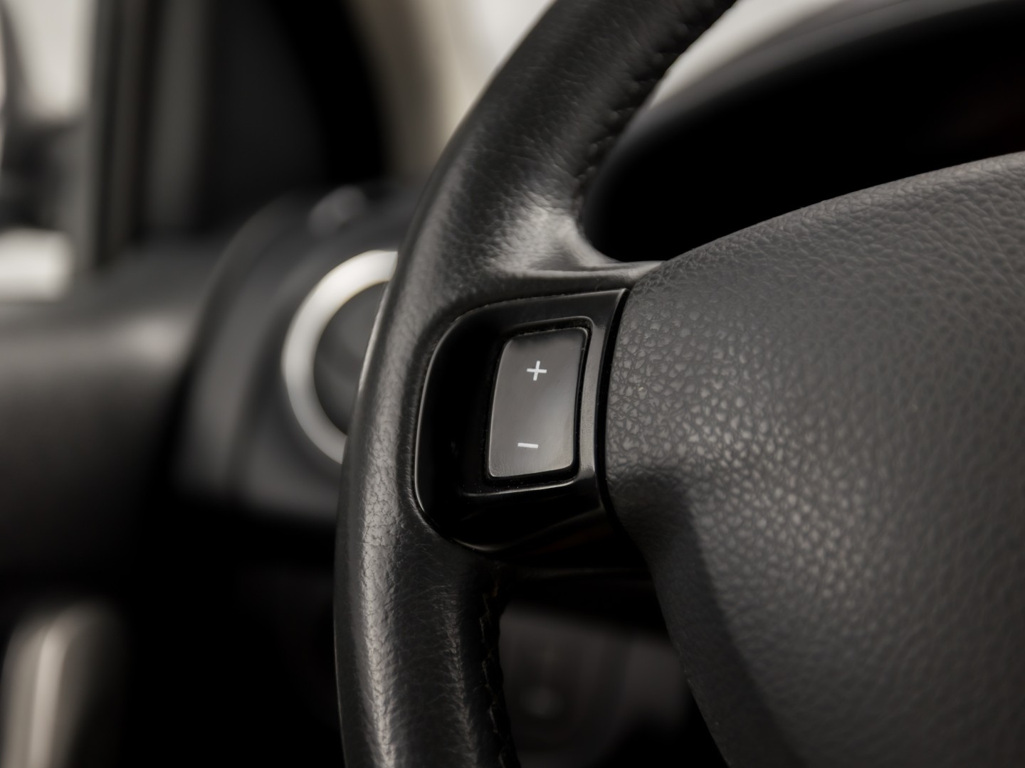 Dacia Sandero 0.9 TCe Stepway Lauréate (NAVIGATIE, AIRCO, LM VELGEN, SPORTSTOELEN, PARKEERSENSOREN, NIEUWSTAAT)